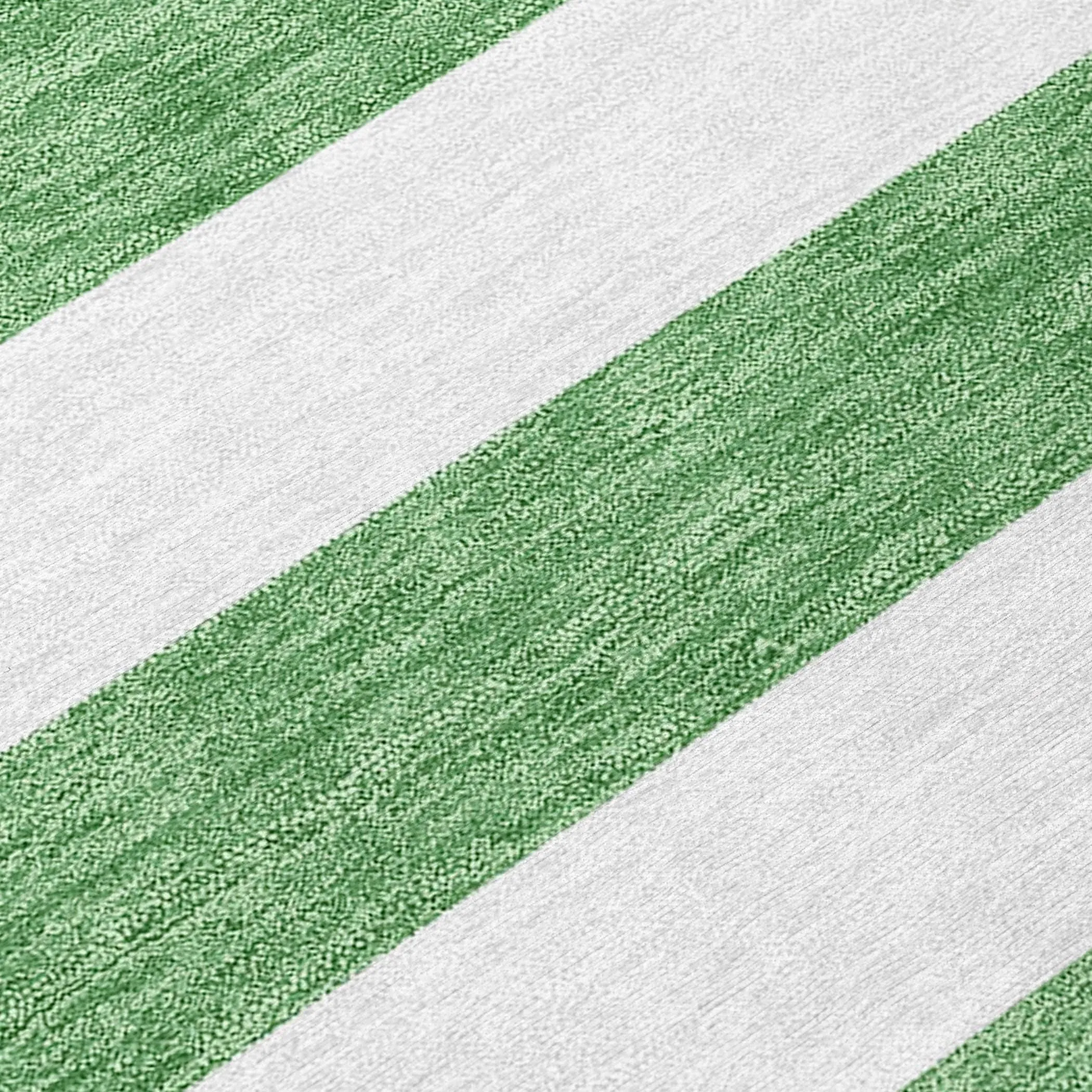 Machine Washable Indoor/ Outdoor Cabana Stripe Chantille Rug