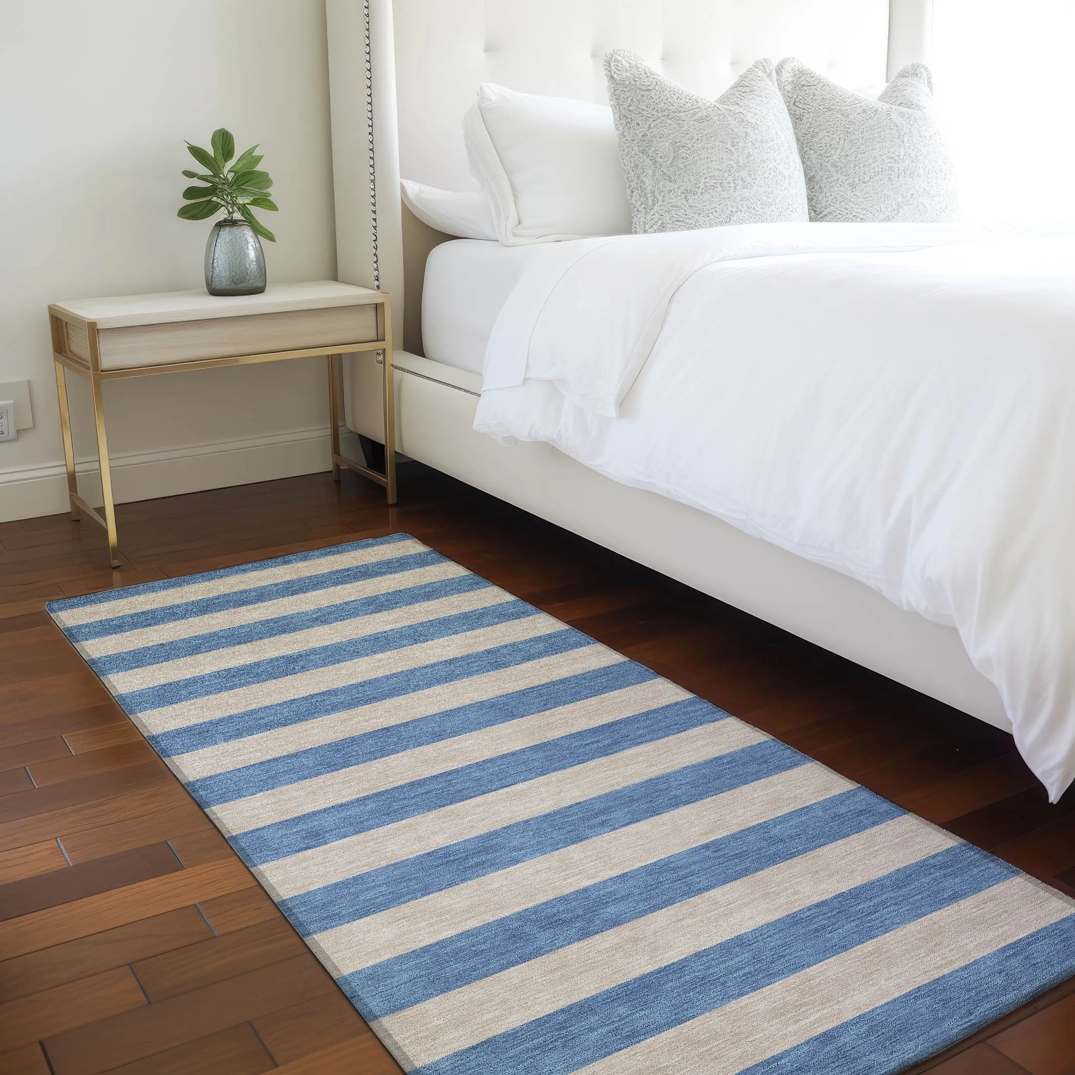 Machine Washable Indoor/ Outdoor Cabana Stripe Chantille Rug