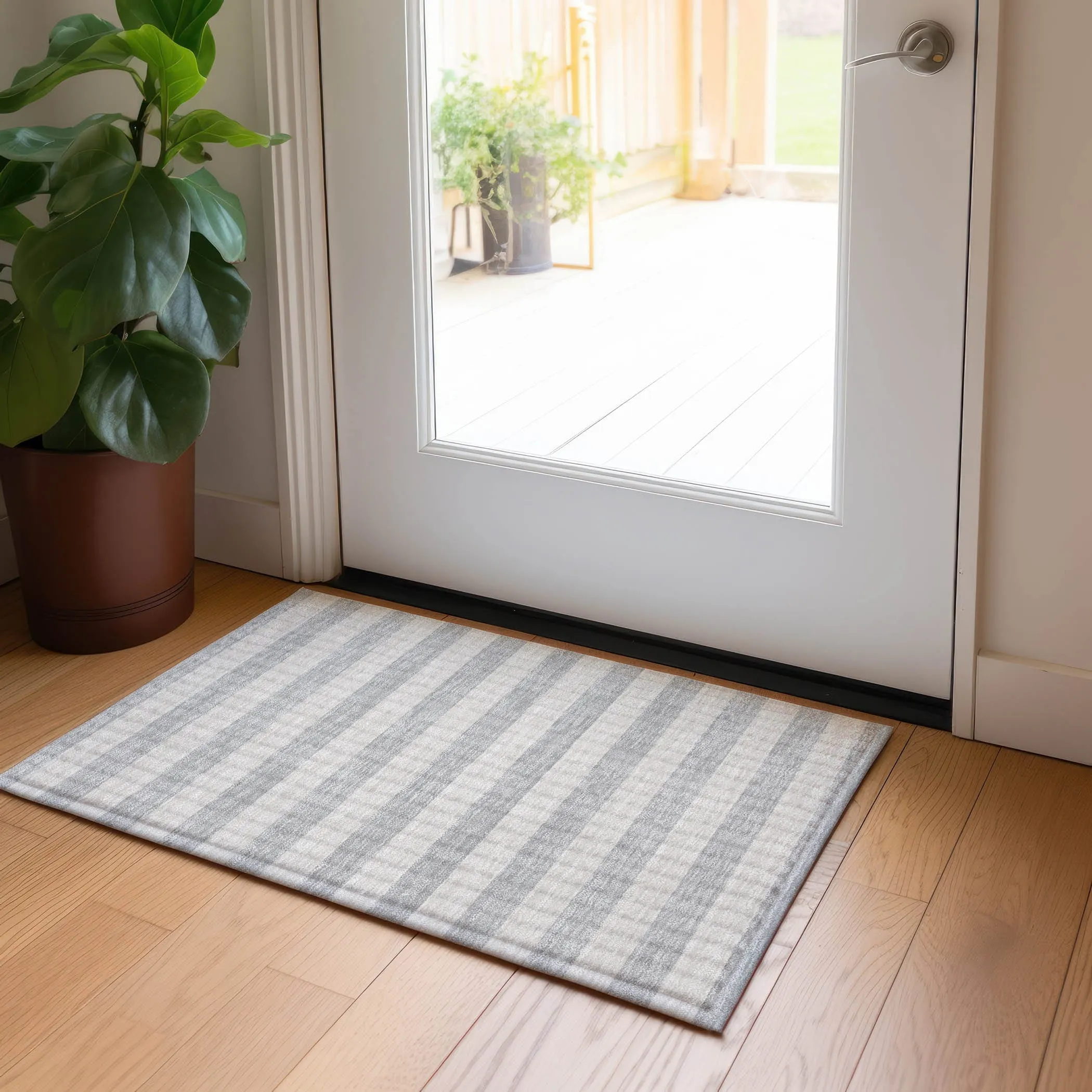 Machine Washable Indoor/ Outdoor Cabana Stripe Chantille Rug