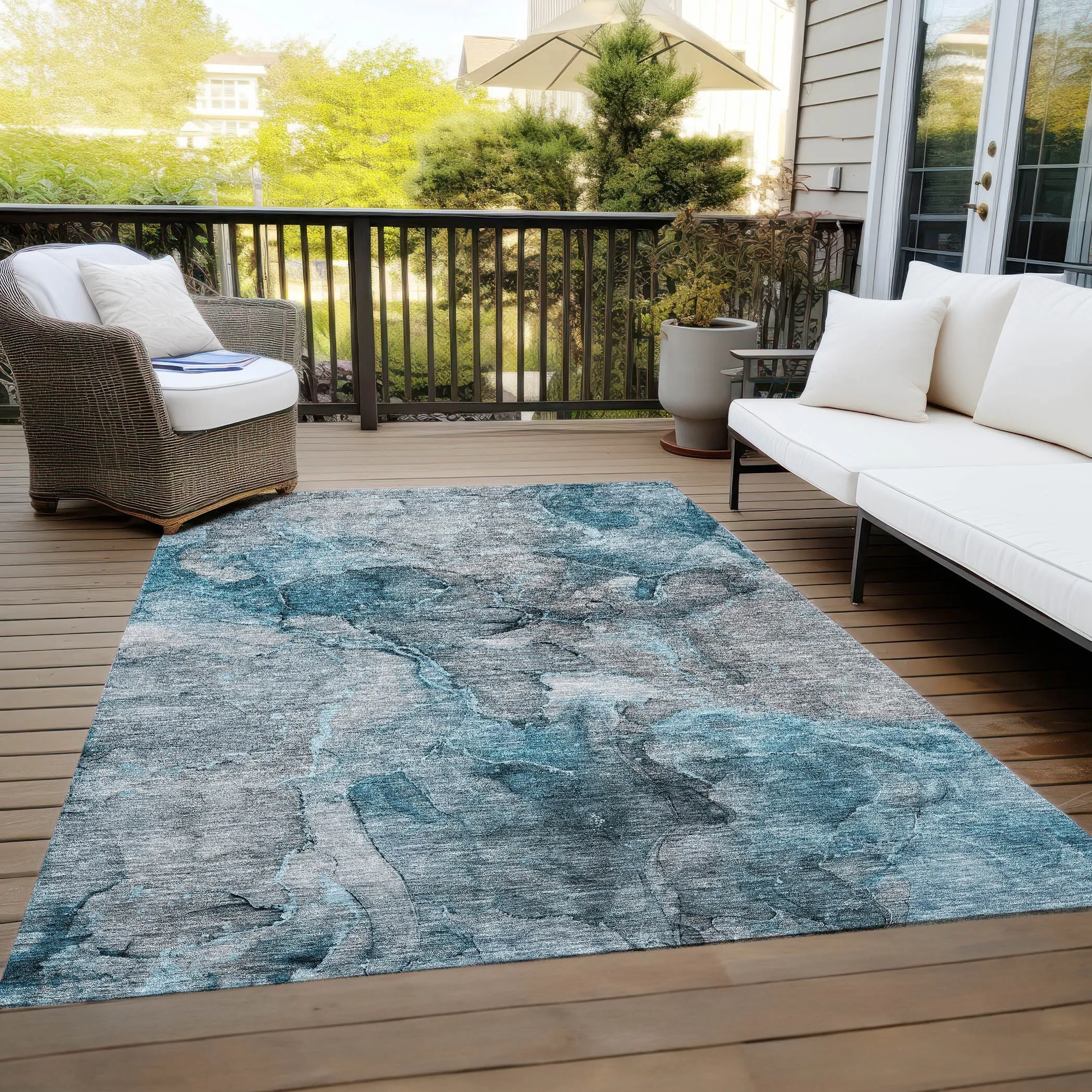 Machine Washable Indoor/ Outdoor Chantille Abstract Modern Rug