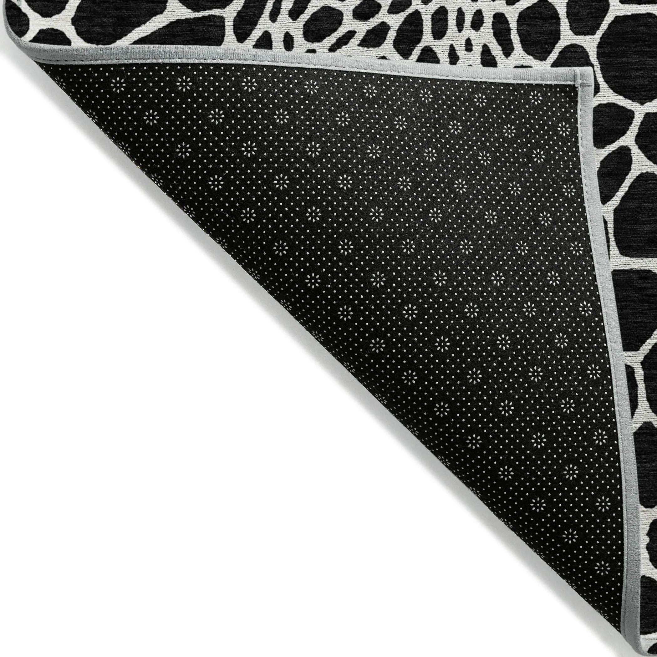 Machine Washable Indoor/ Outdoor Chantille Animal Print Rug