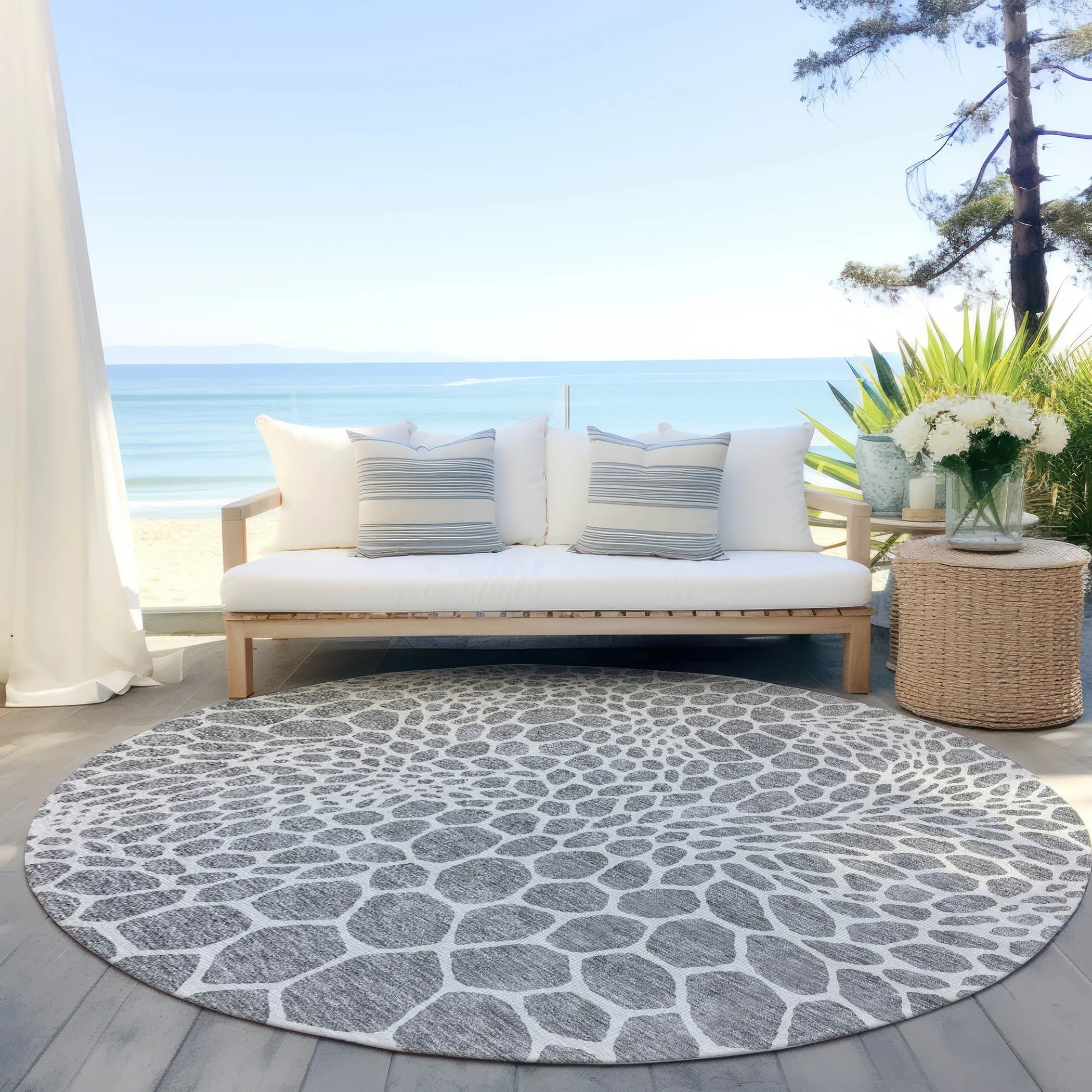 Machine Washable Indoor/ Outdoor Chantille Animal Print Rug