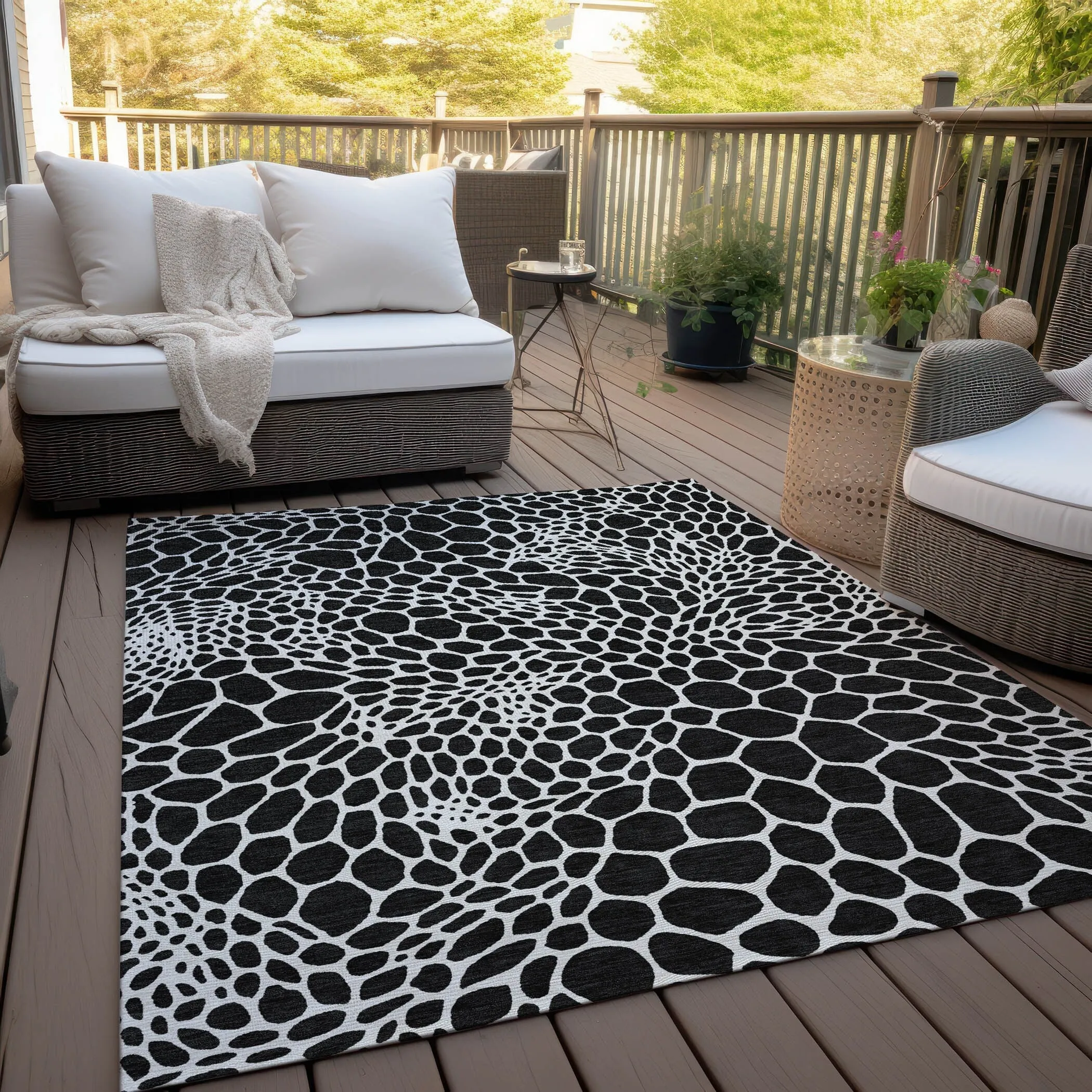 Machine Washable Indoor/ Outdoor Chantille Animal Print Rug