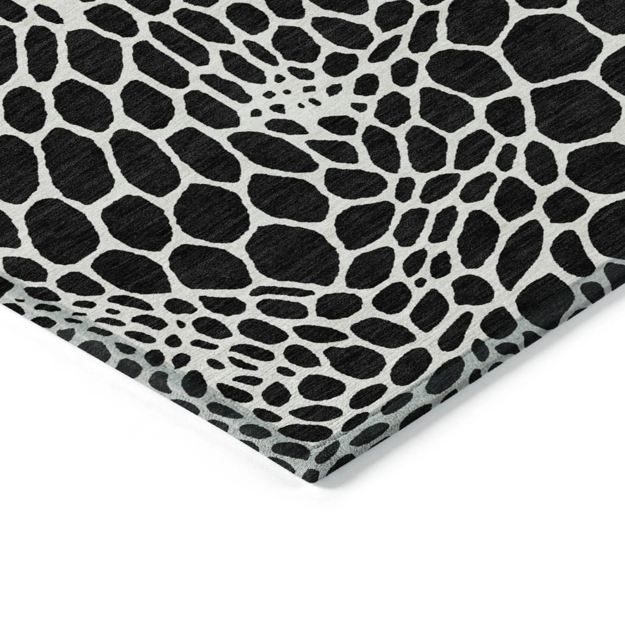 Machine Washable Indoor/ Outdoor Chantille Animal Print Rug