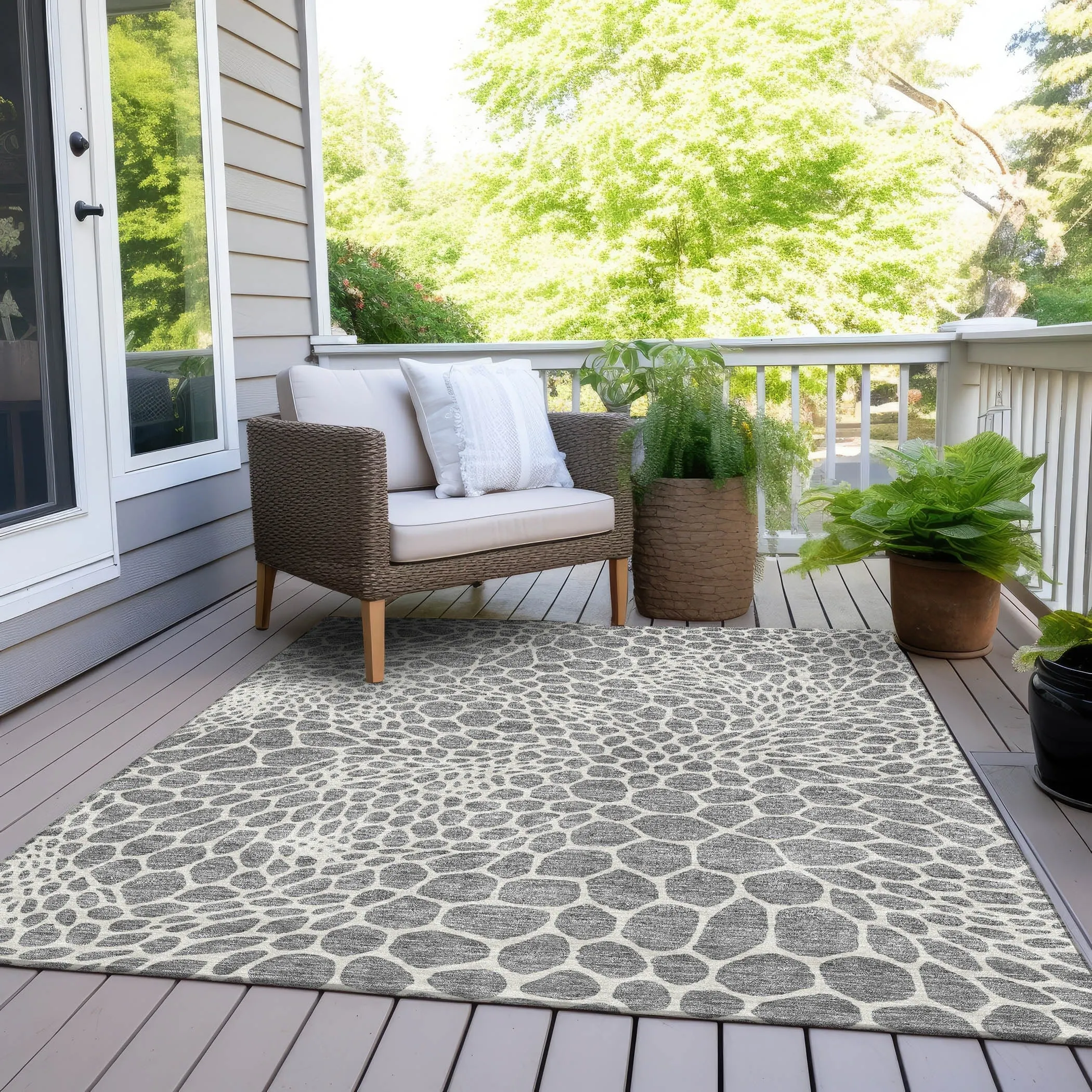 Machine Washable Indoor/ Outdoor Chantille Animal Print Rug