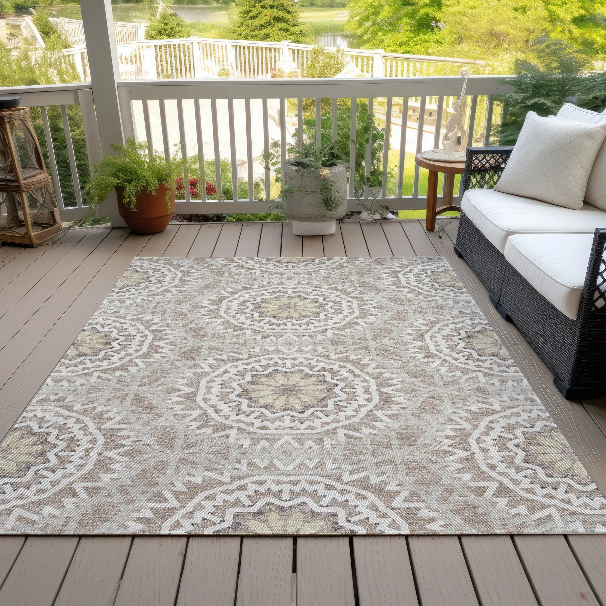 Machine Washable Indoor/ Outdoor Chantille Boho Global Rug