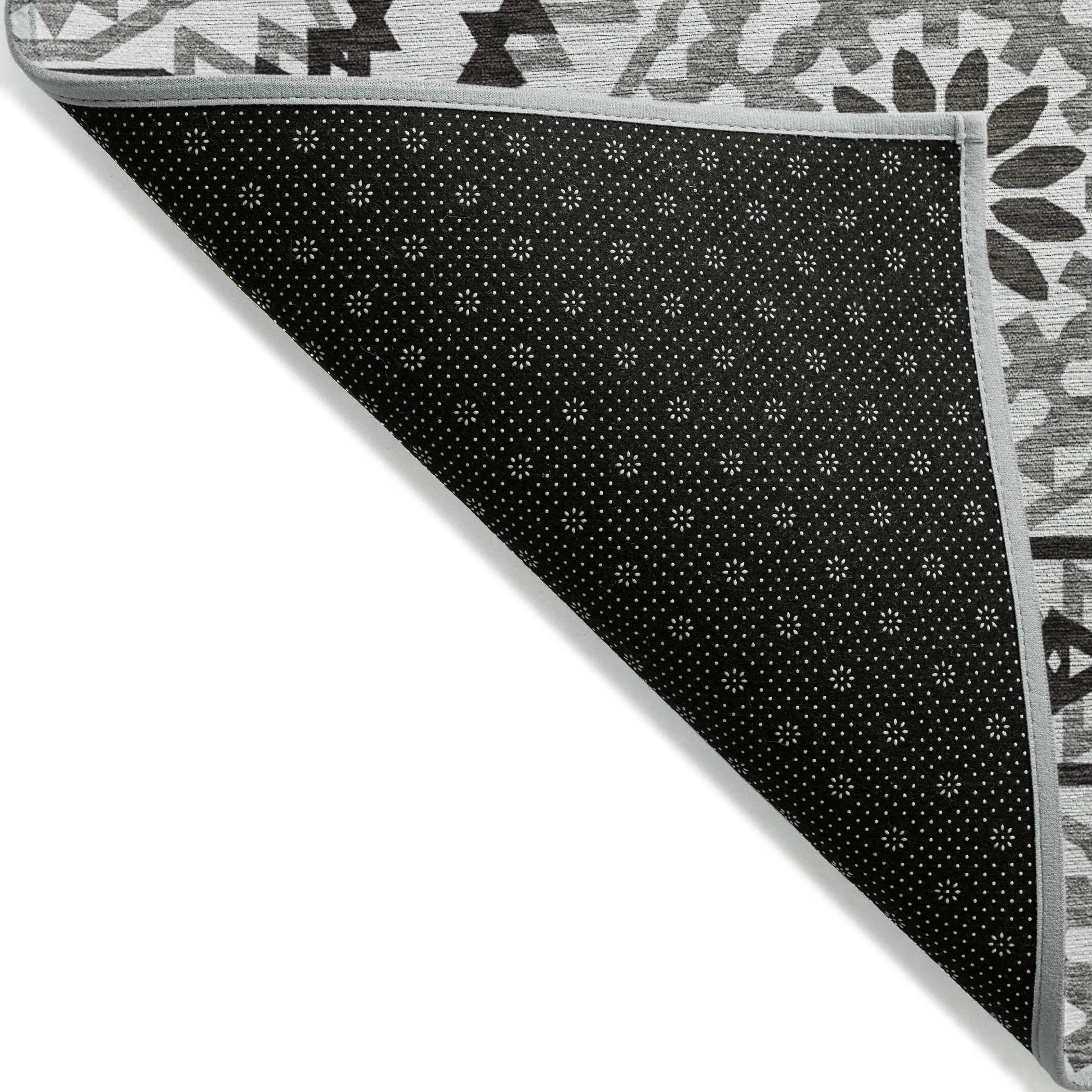 Machine Washable Indoor/ Outdoor Chantille Boho Global Rug
