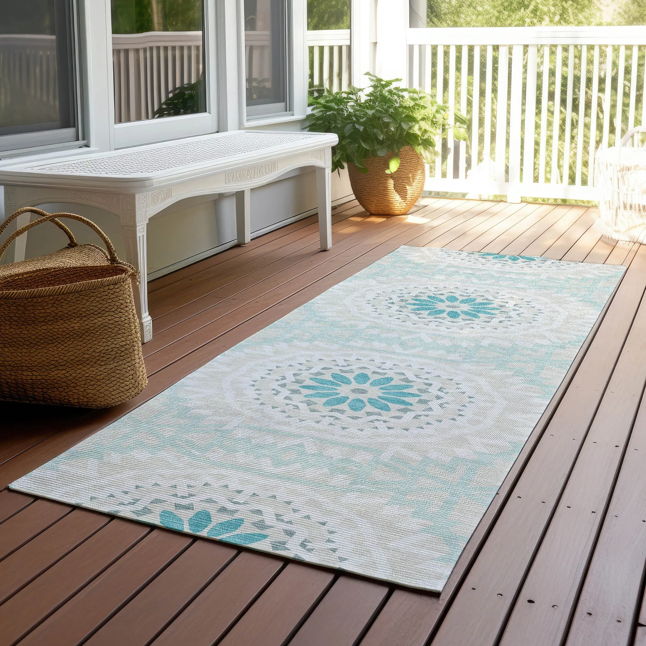 Machine Washable Indoor/ Outdoor Chantille Boho Global Rug