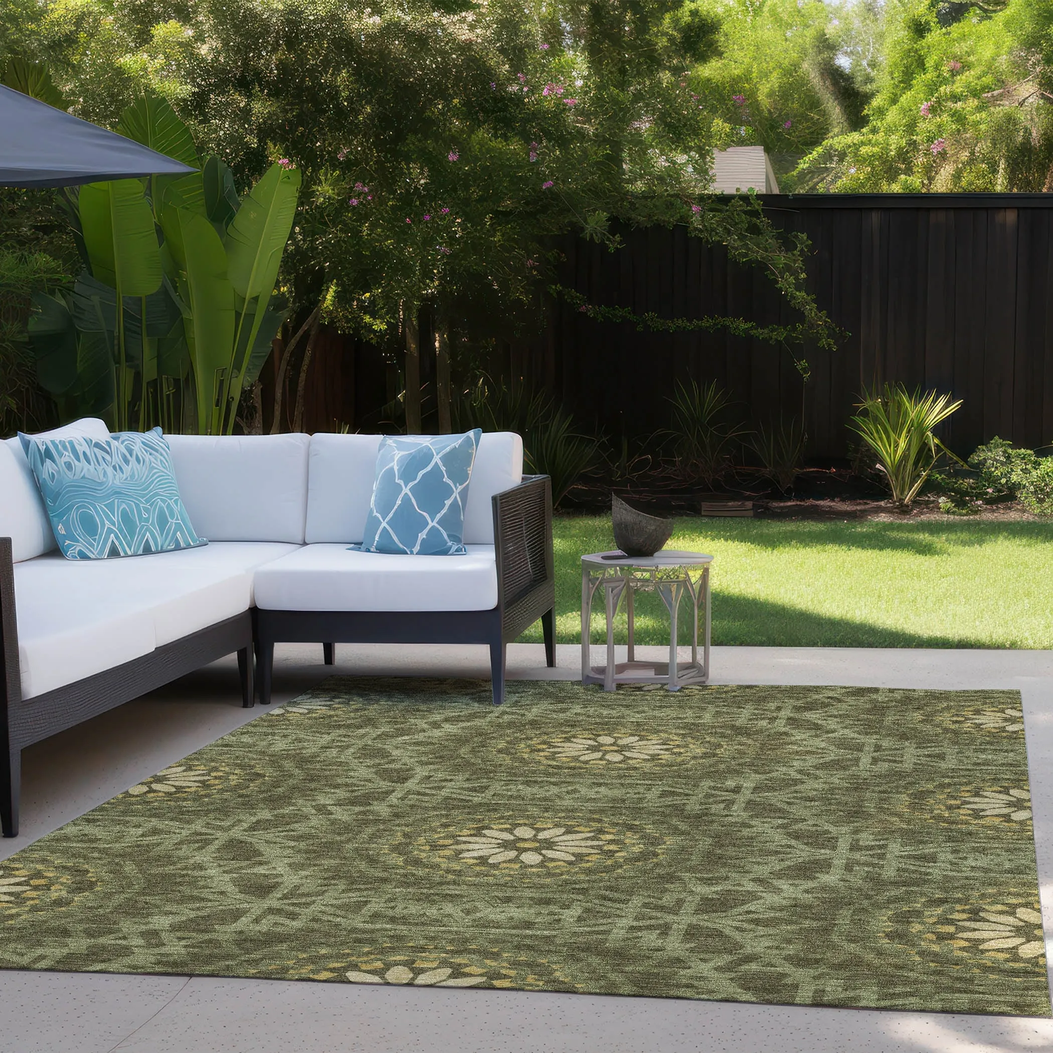 Machine Washable Indoor/ Outdoor Chantille Boho Global Rug
