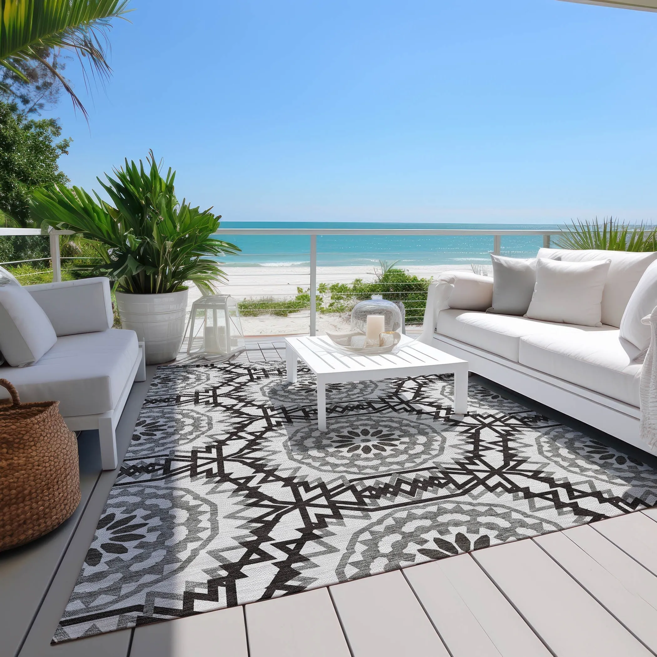 Machine Washable Indoor/ Outdoor Chantille Boho Global Rug