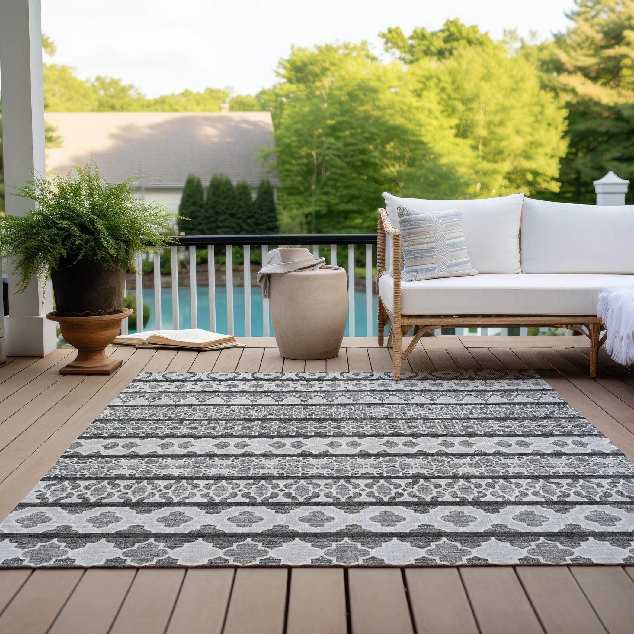Machine Washable Indoor/ Outdoor Chantille Boho Stripe Rug