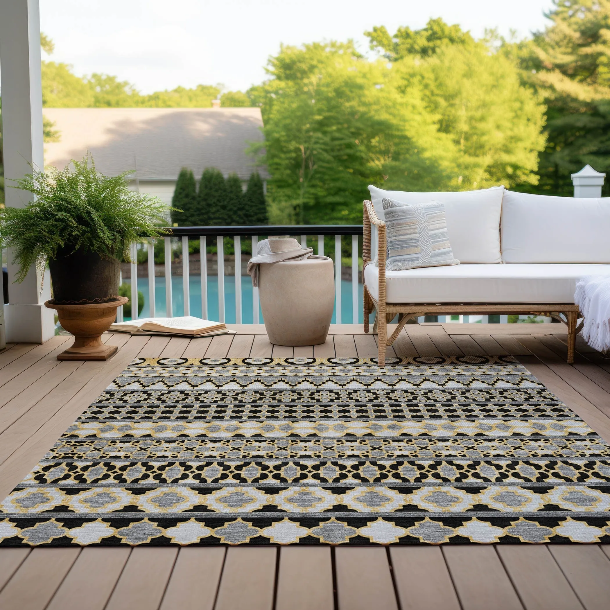 Machine Washable Indoor/ Outdoor Chantille Boho Stripe Rug