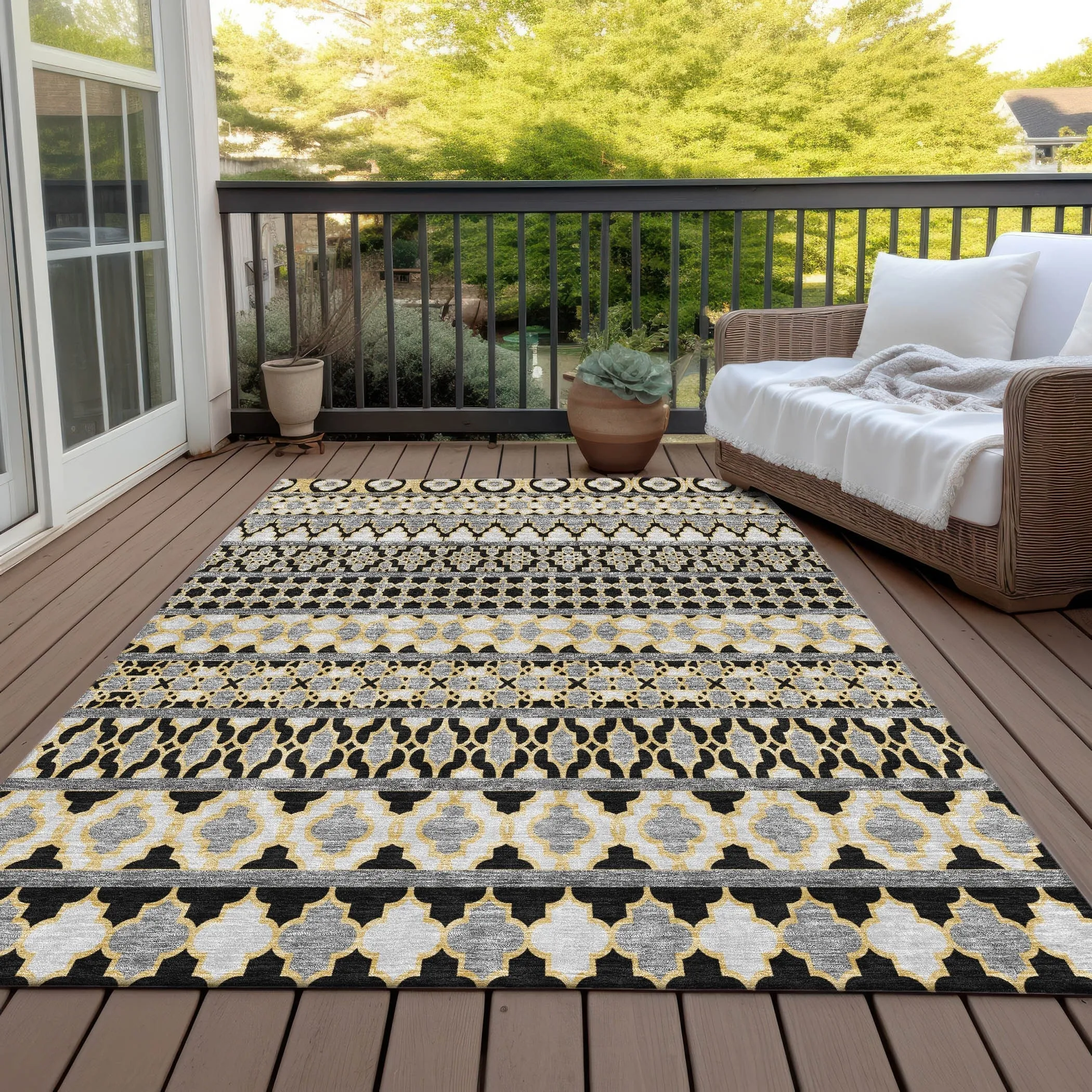 Machine Washable Indoor/ Outdoor Chantille Boho Stripe Rug