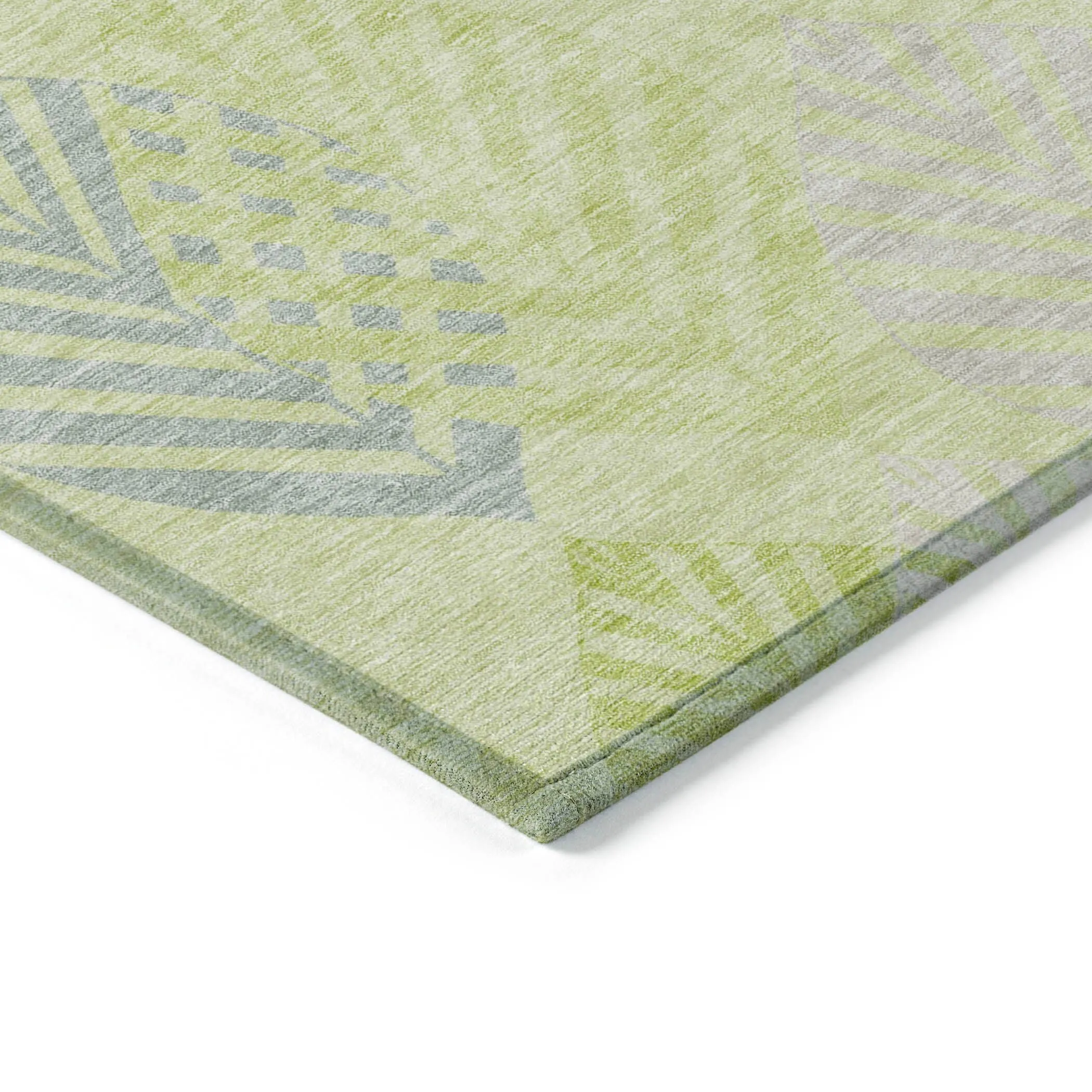 Machine Washable Indoor/ Outdoor Chantille Casual Palm Rug