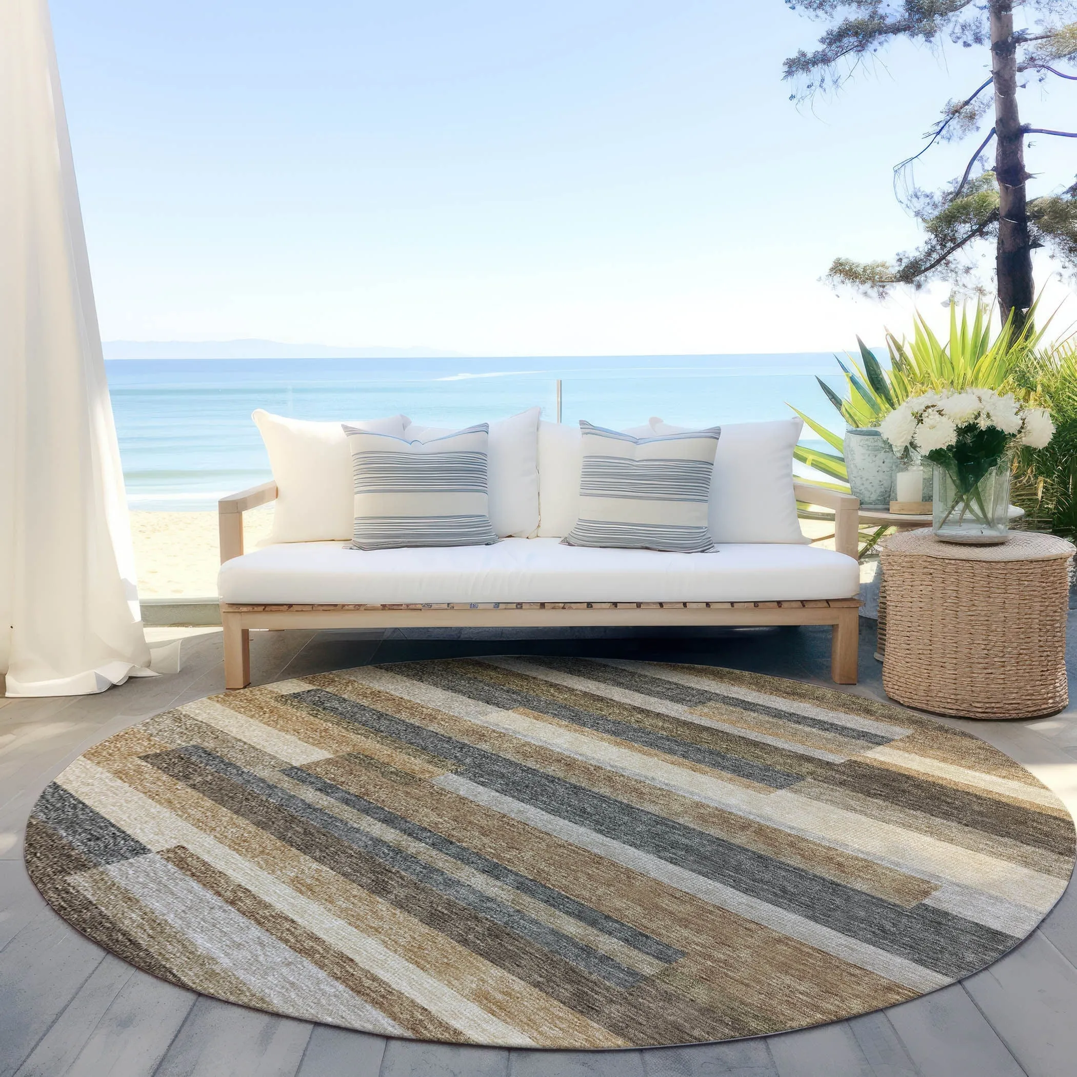 Machine Washable Indoor/ Outdoor Chantille Contempory Stripes Rug