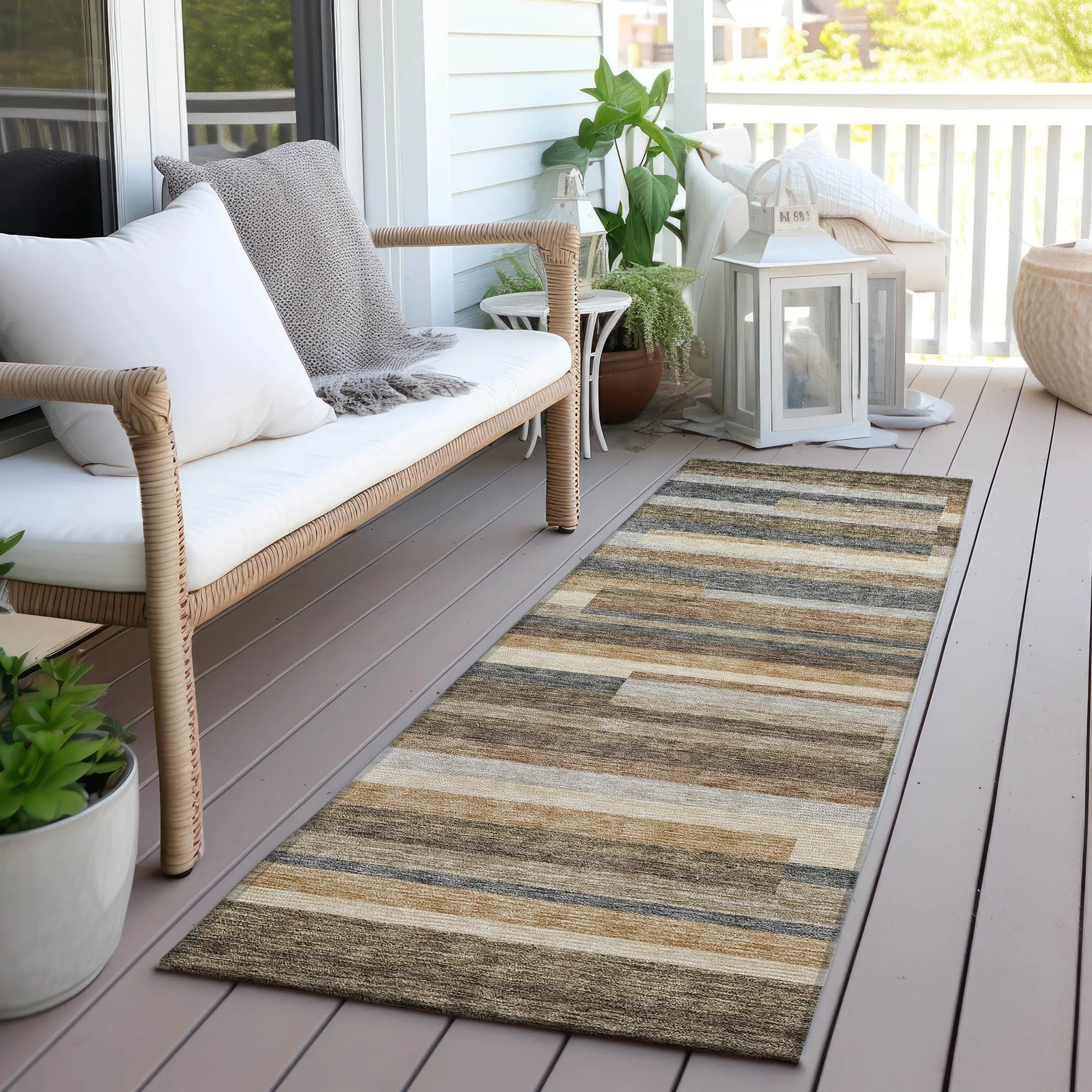 Machine Washable Indoor/ Outdoor Chantille Contempory Stripes Rug