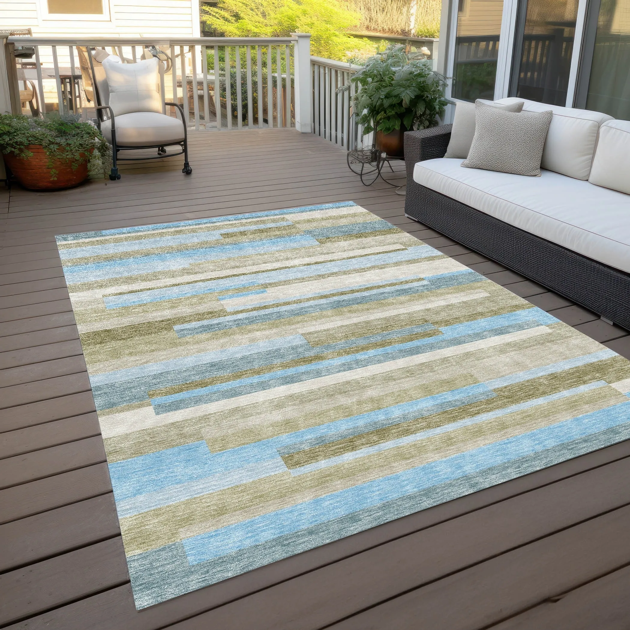 Machine Washable Indoor/ Outdoor Chantille Contempory Stripes Rug