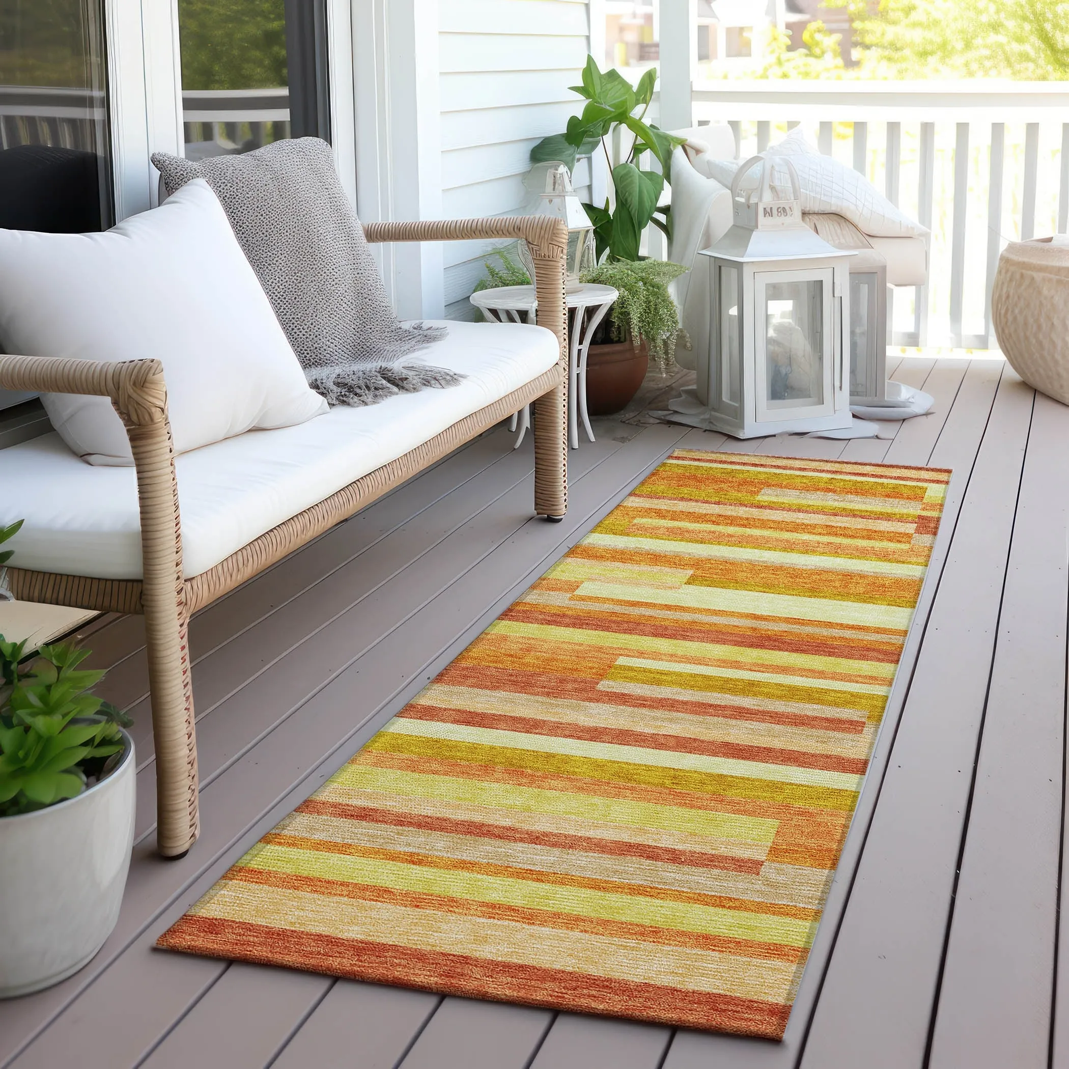 Machine Washable Indoor/ Outdoor Chantille Contempory Stripes Rug