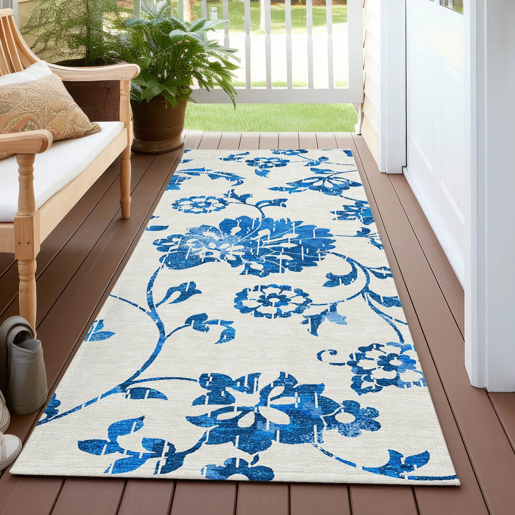 Machine Washable Indoor/ Outdoor Chantille Farmhouse Floral Rug