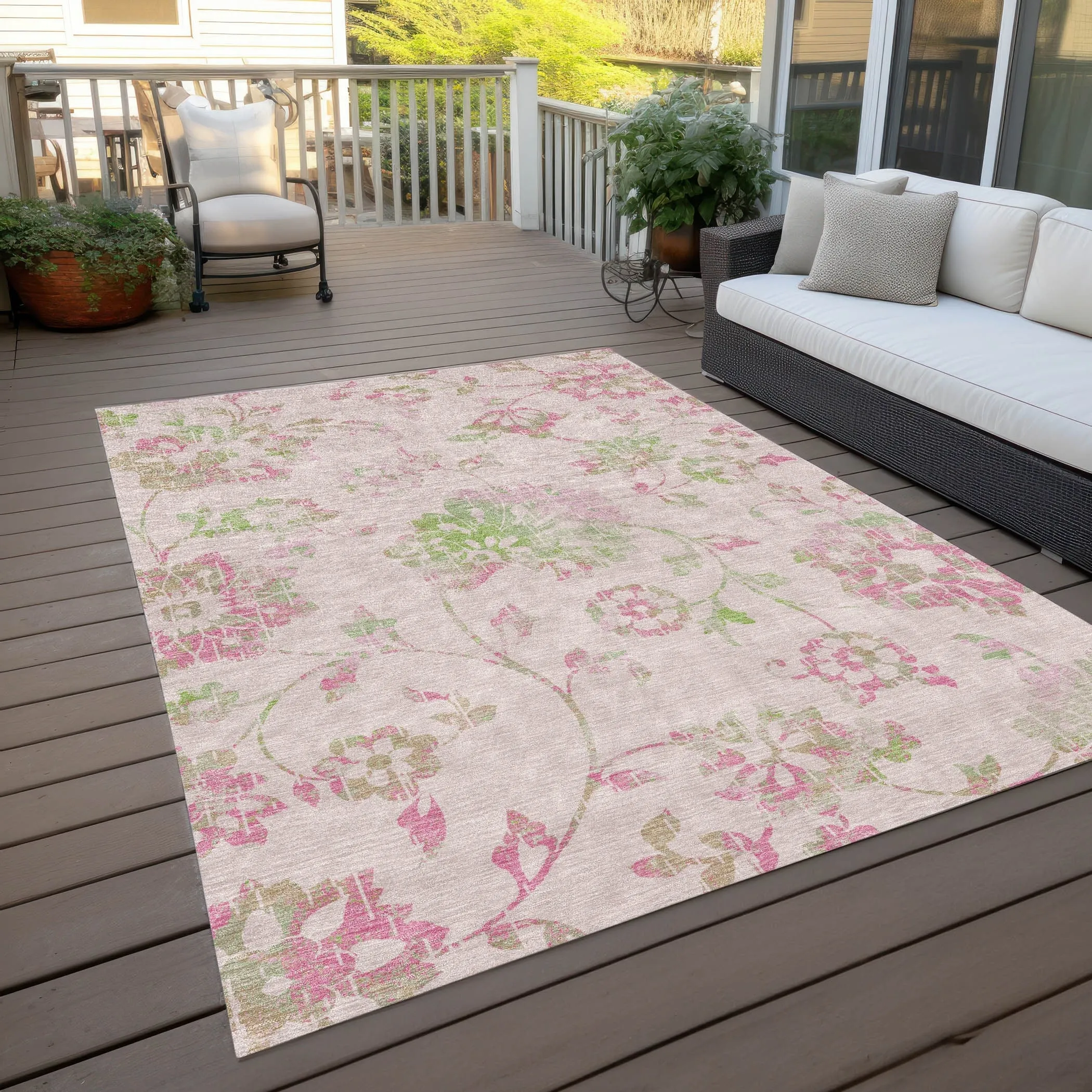 Machine Washable Indoor/ Outdoor Chantille Farmhouse Floral Rug