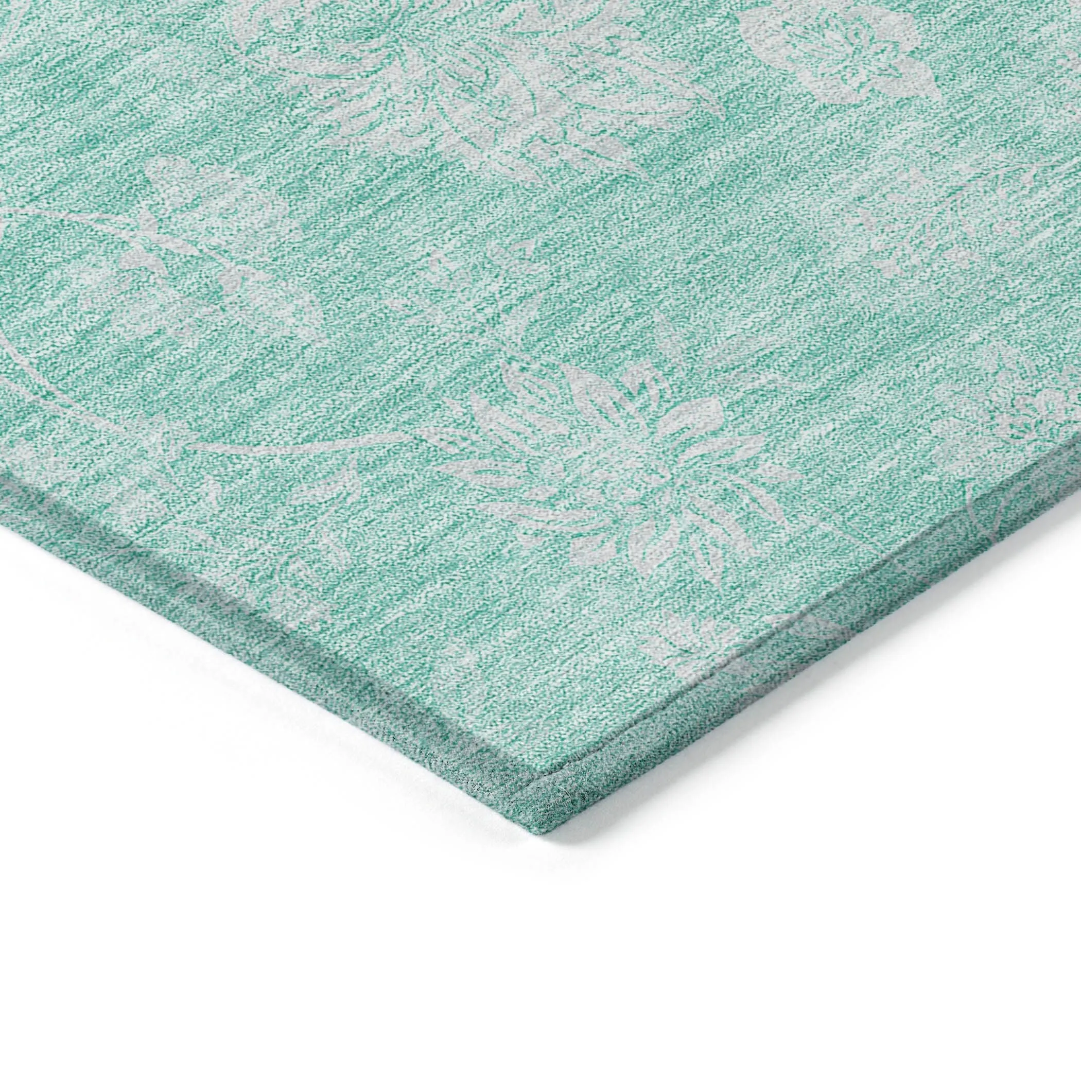 Machine Washable Indoor/ Outdoor Chantille Floral Farmhouse Rug