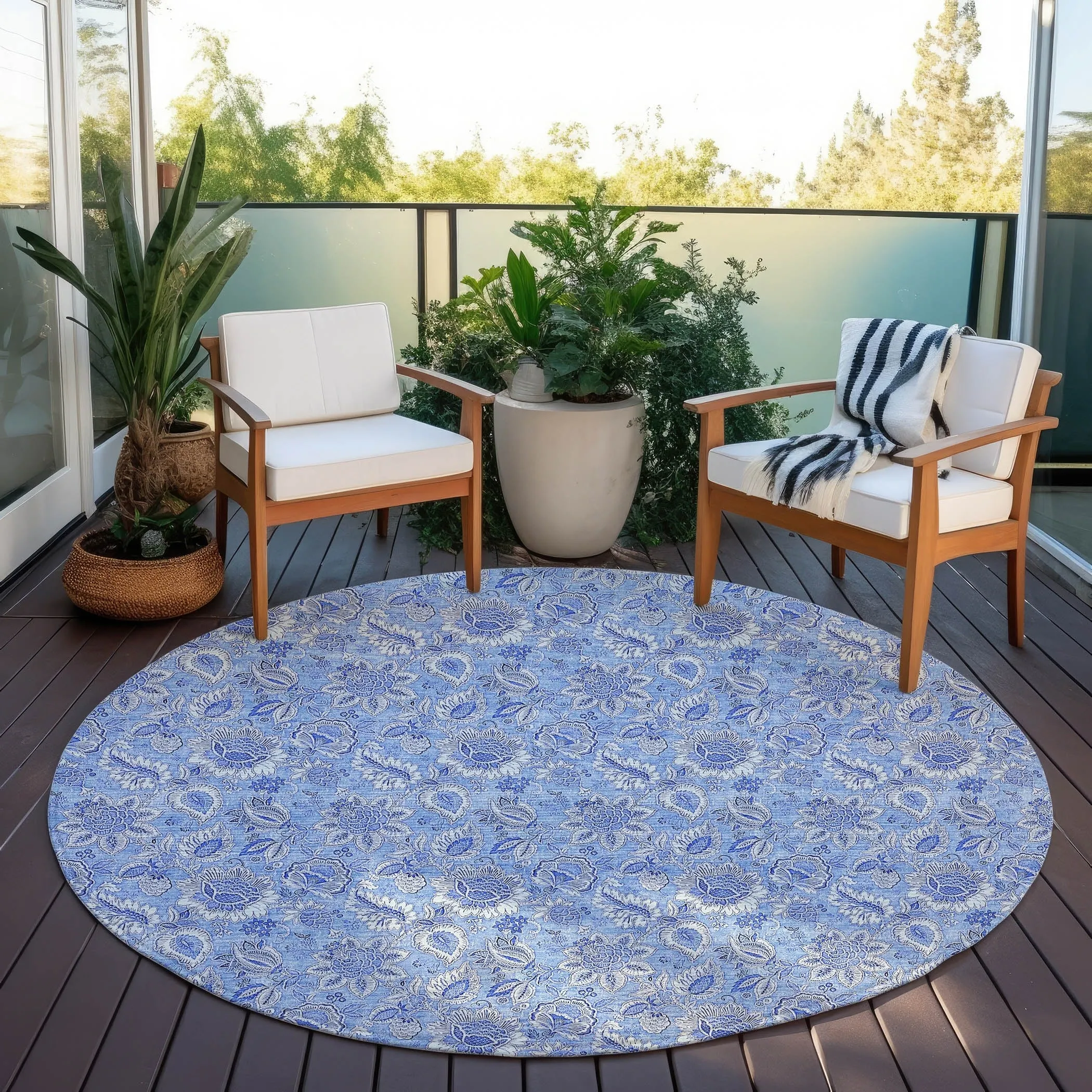 Machine Washable Indoor/ Outdoor Chantille Floral Farmhouse Rug