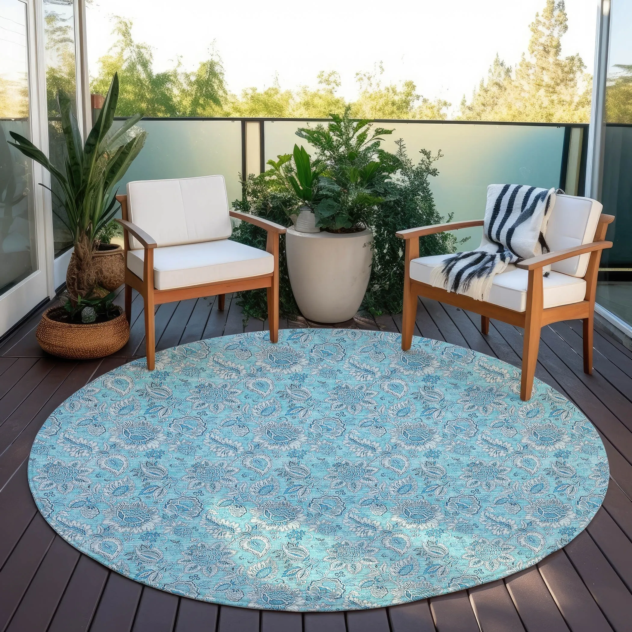 Machine Washable Indoor/ Outdoor Chantille Floral Farmhouse Rug