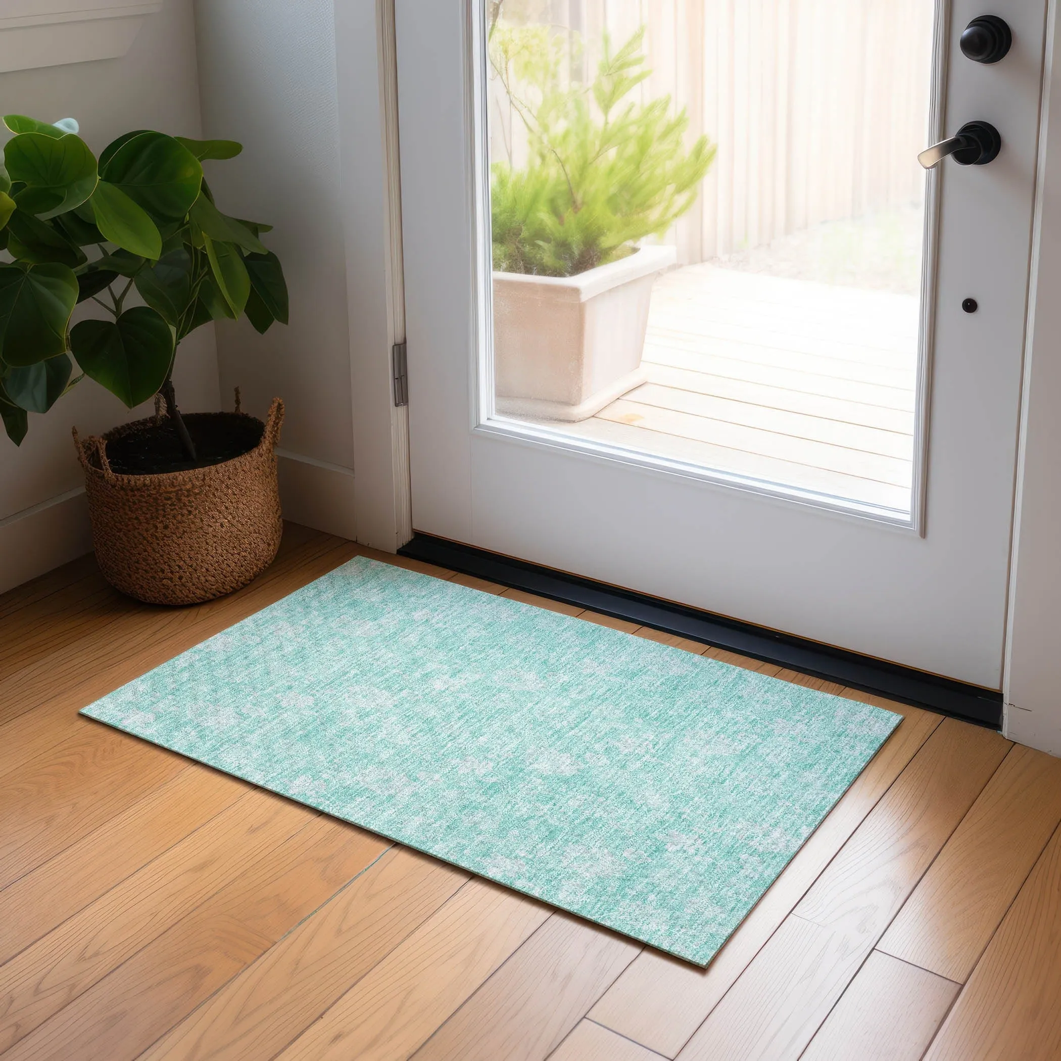 Machine Washable Indoor/ Outdoor Chantille Floral Farmhouse Rug