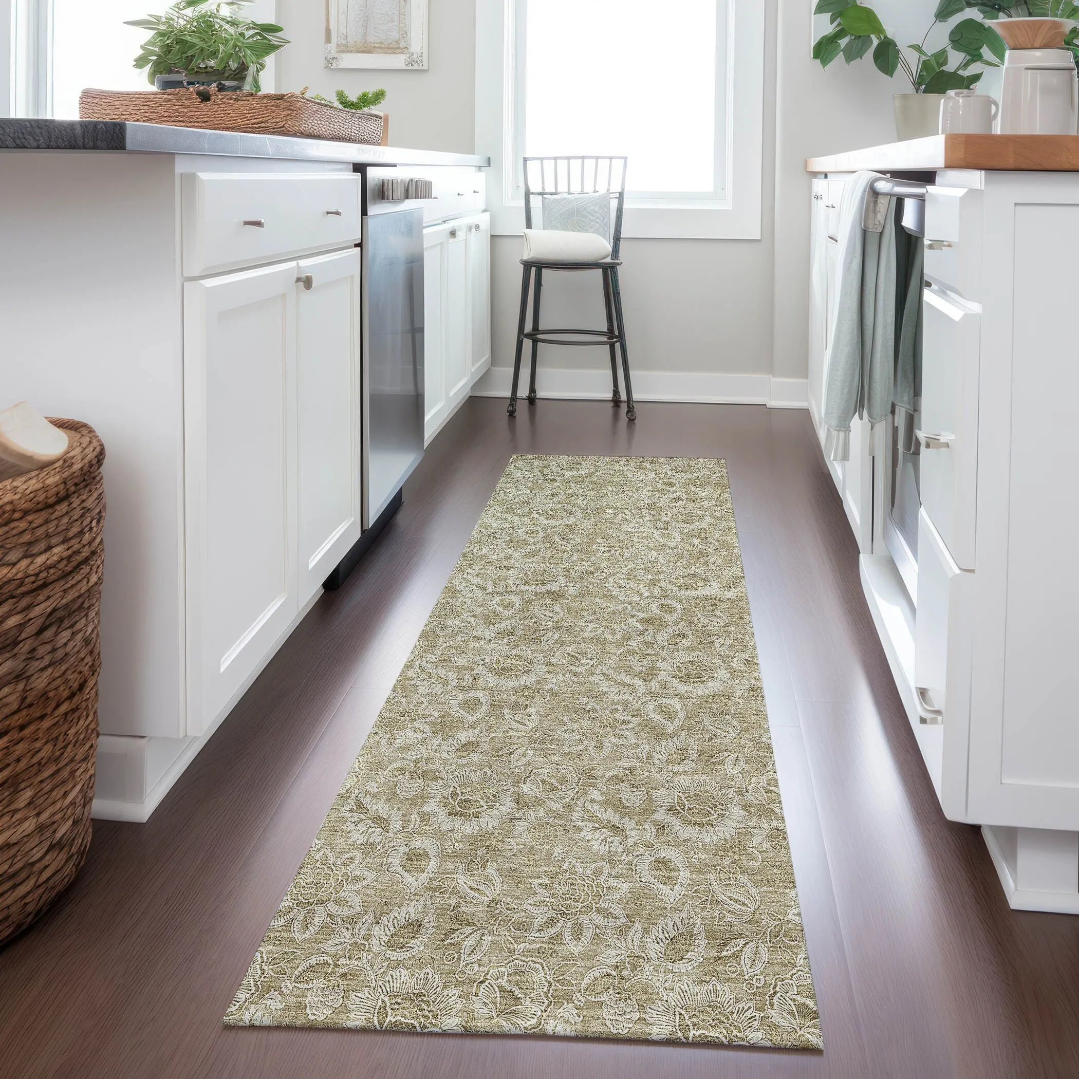 Machine Washable Indoor/ Outdoor Chantille Floral Farmhouse Rug