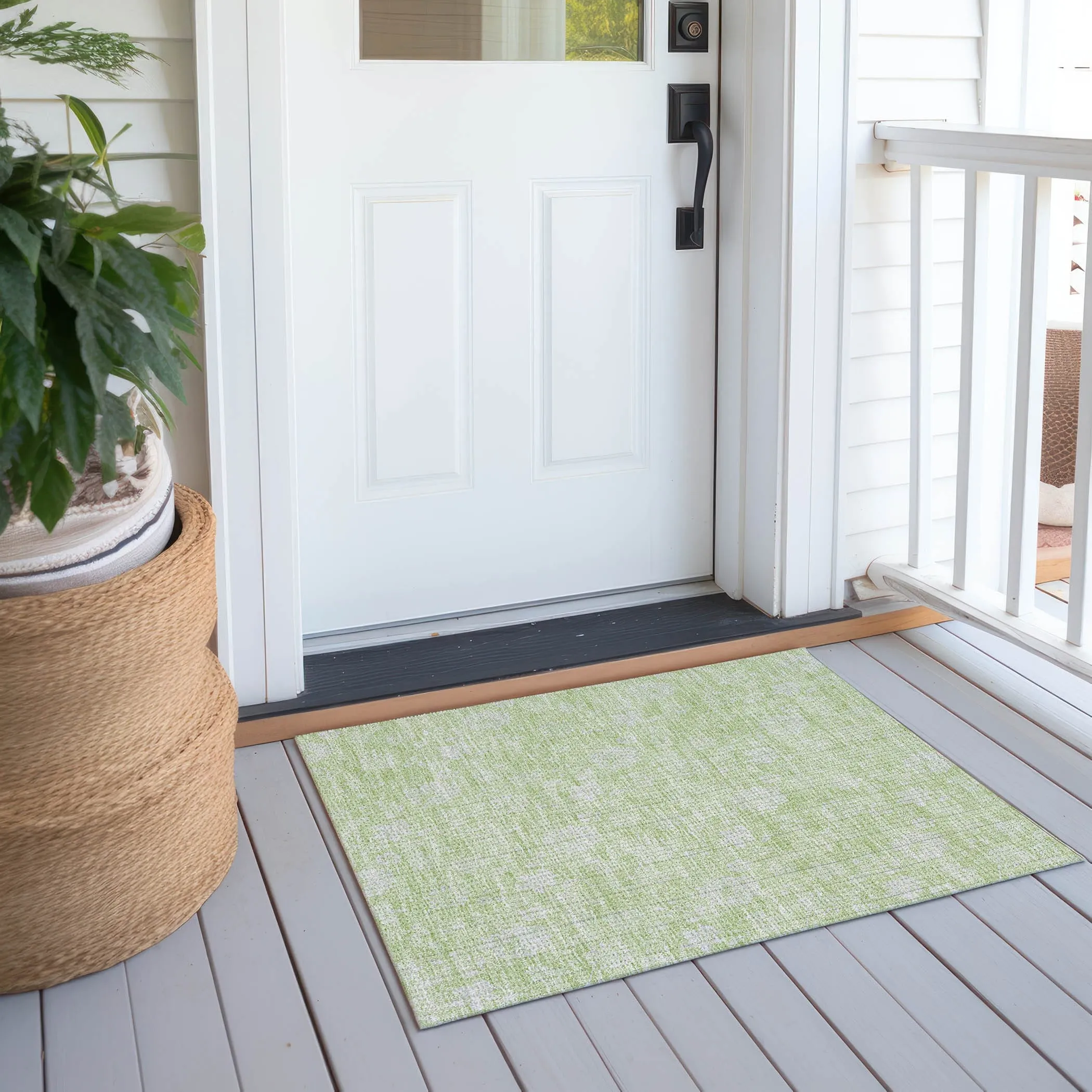Machine Washable Indoor/ Outdoor Chantille Floral Farmhouse Rug