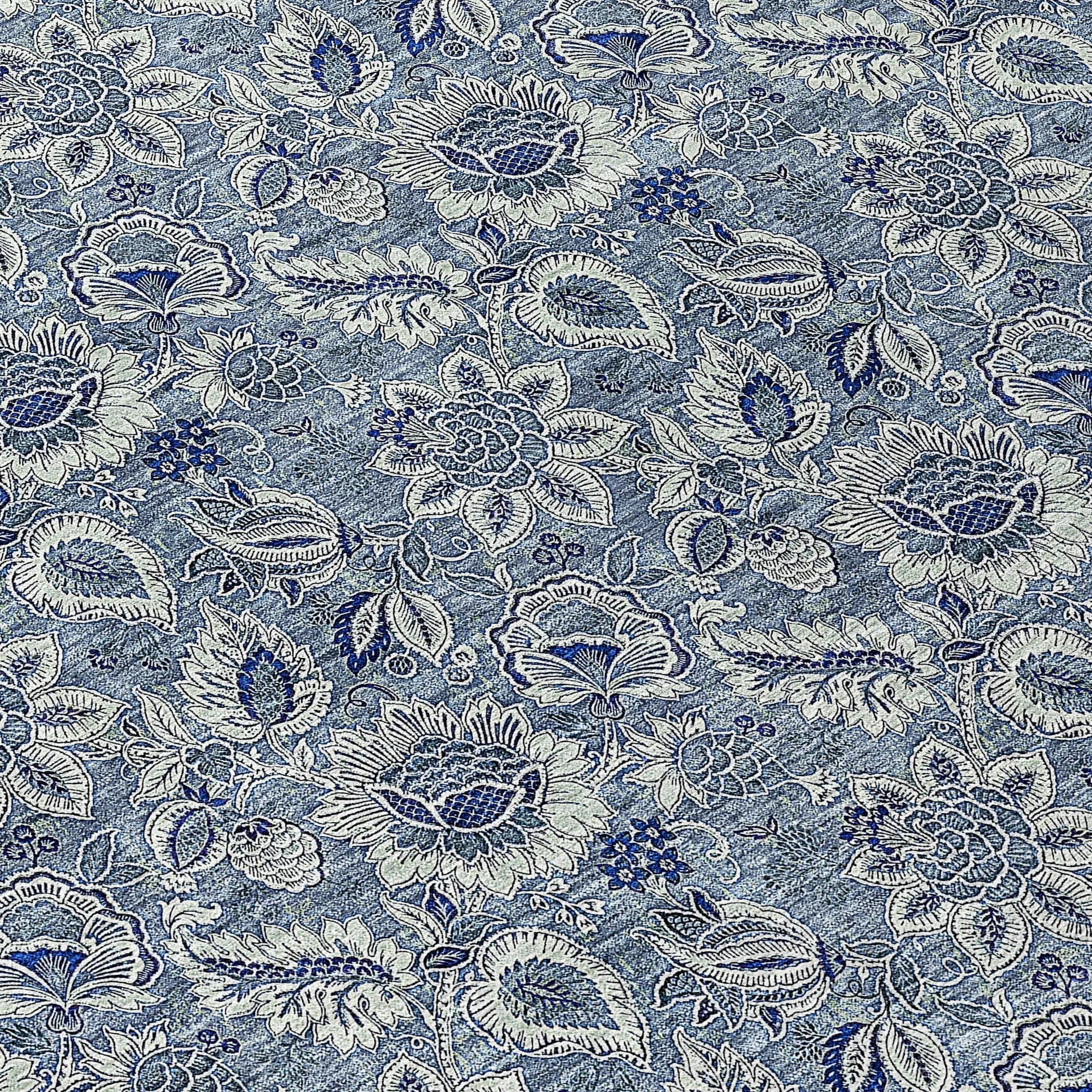 Machine Washable Indoor/ Outdoor Chantille Floral Farmhouse Rug