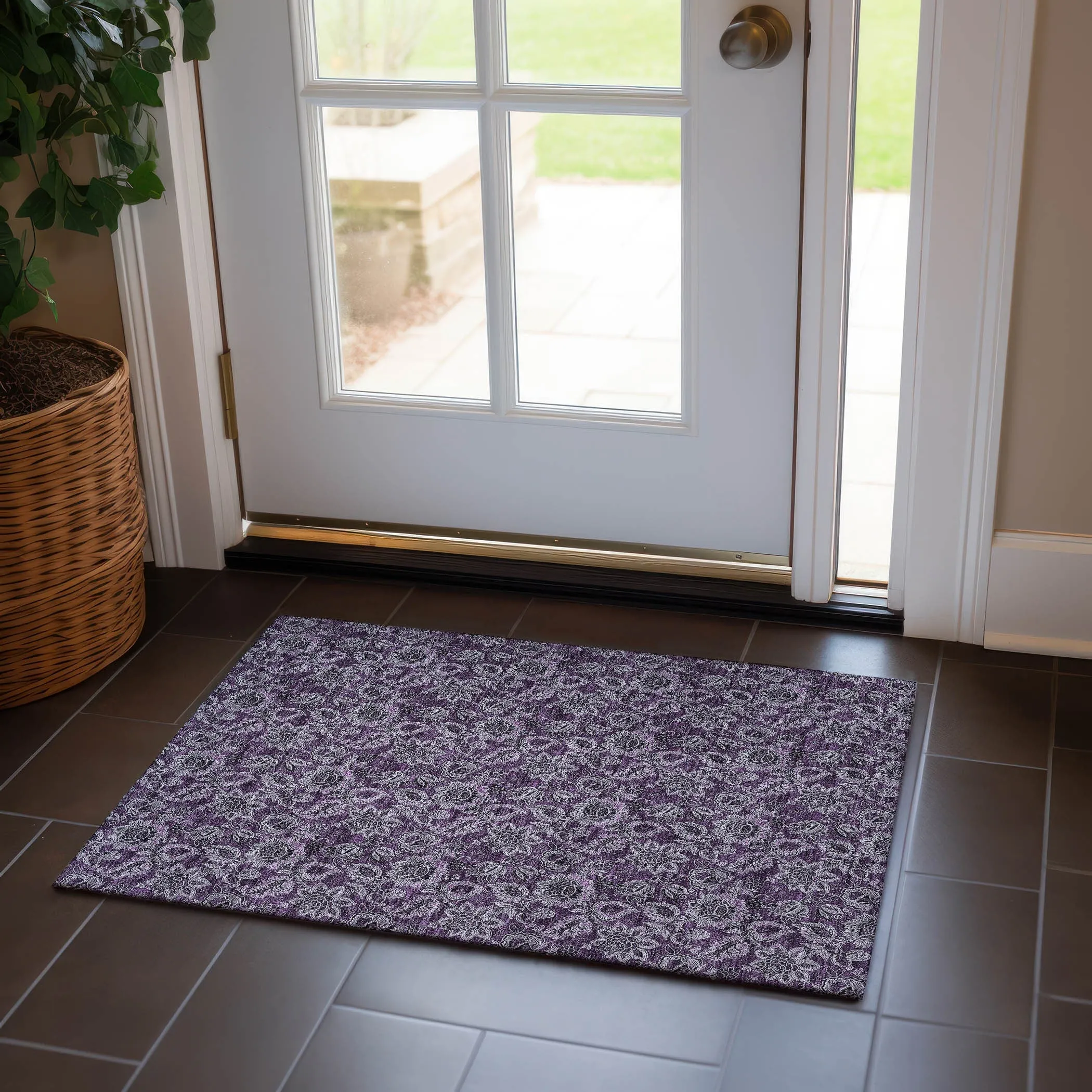 Machine Washable Indoor/ Outdoor Chantille Floral Farmhouse Rug