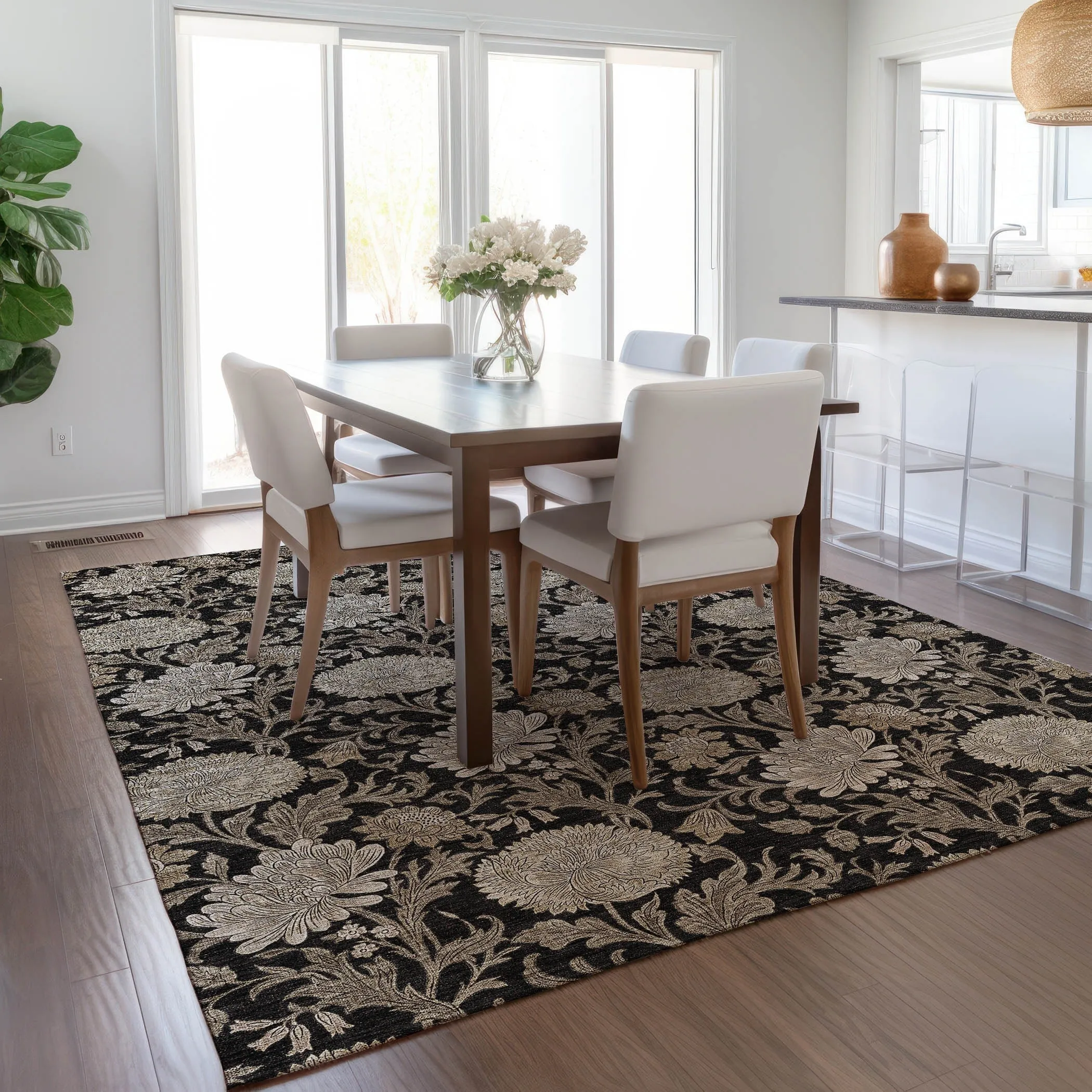 Machine Washable Indoor/ Outdoor Chantille Floral Rug