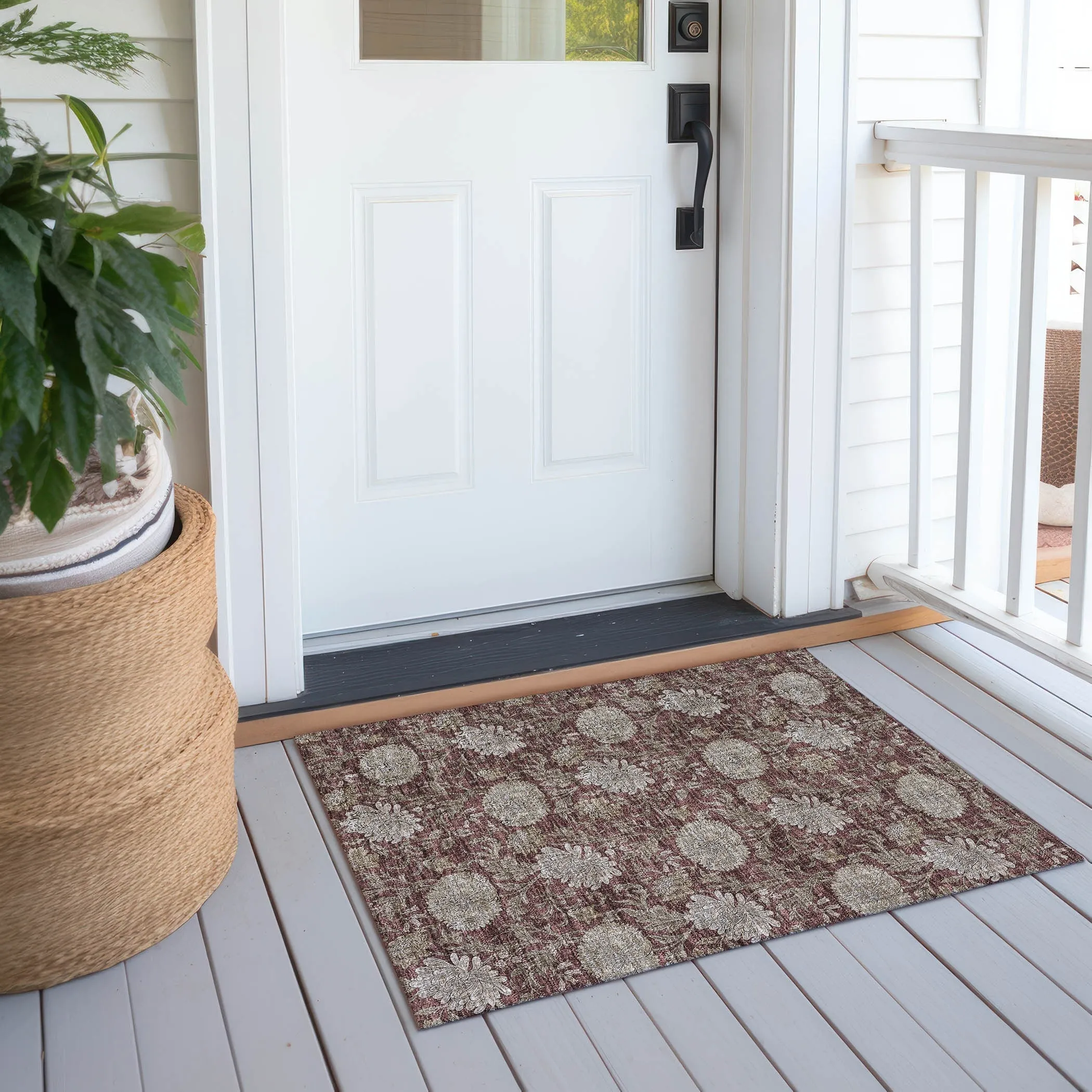 Machine Washable Indoor/ Outdoor Chantille Floral Rug