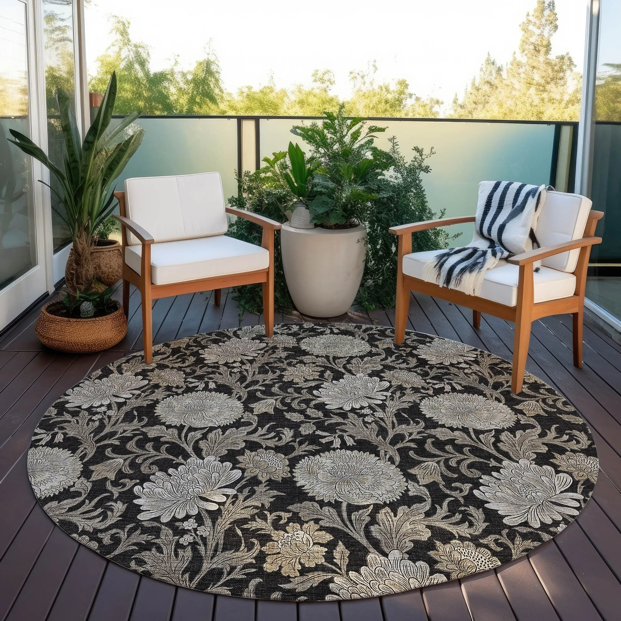 Machine Washable Indoor/ Outdoor Chantille Floral Rug