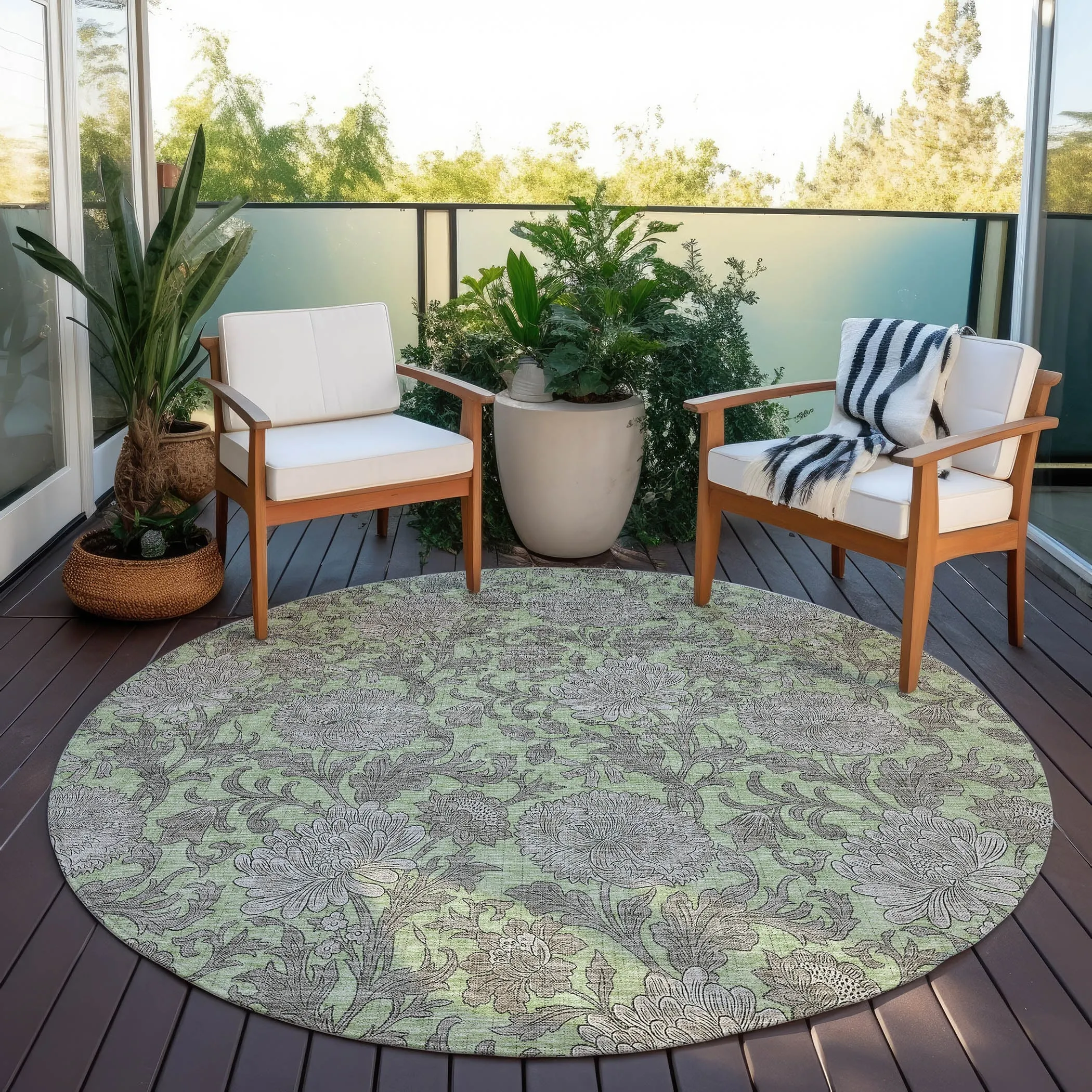 Machine Washable Indoor/ Outdoor Chantille Floral Rug