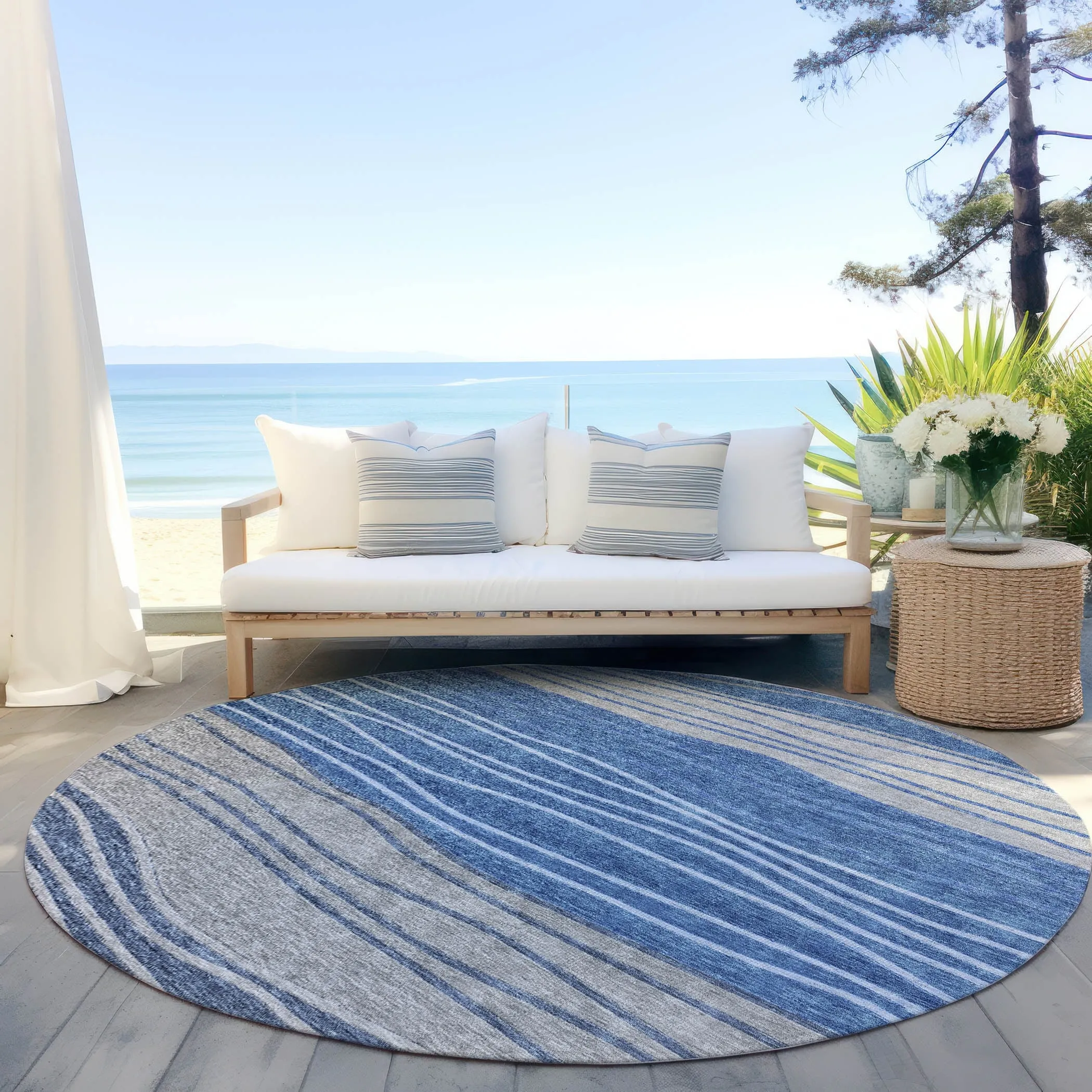 Machine Washable Indoor/ Outdoor Chantille Modern Stripes Rug
