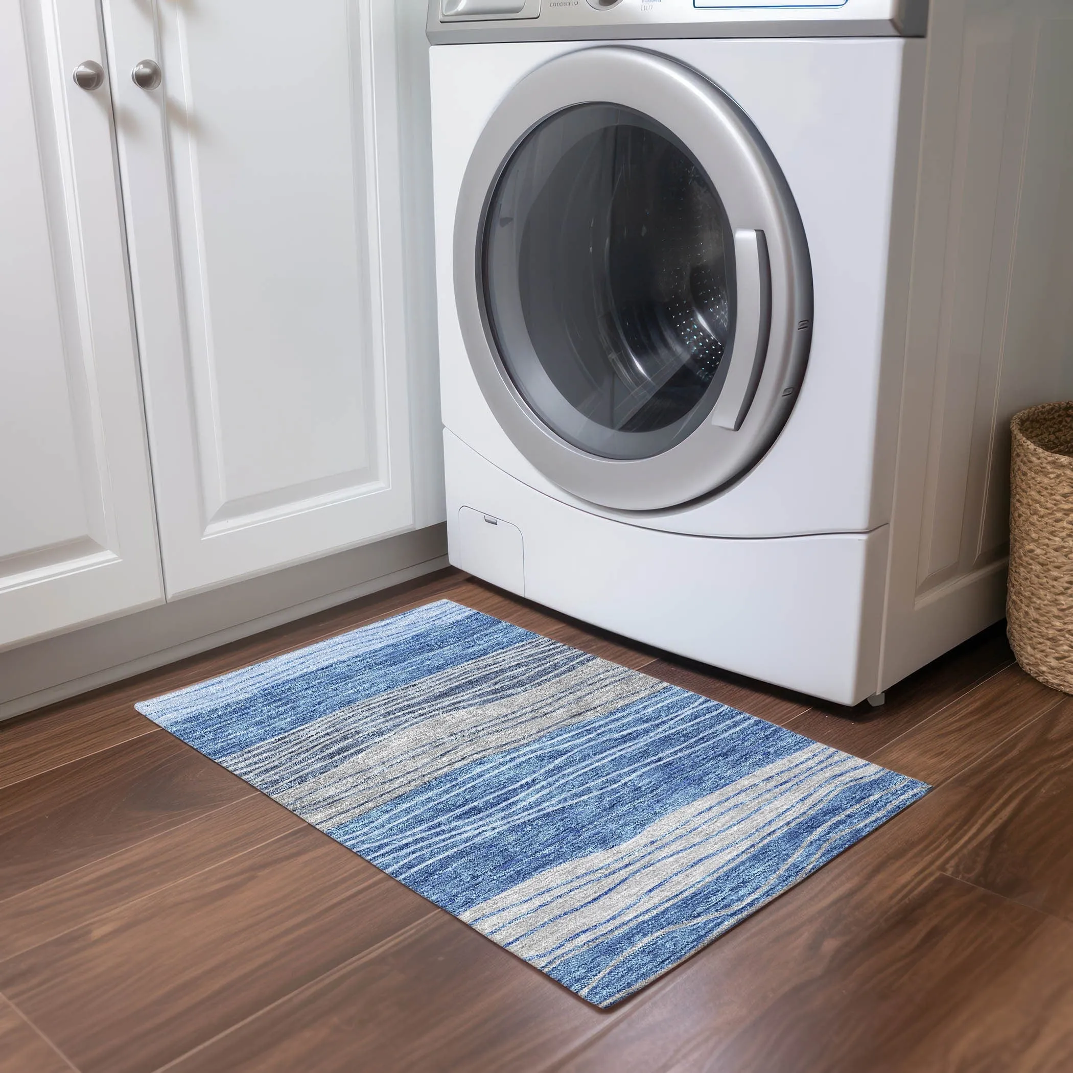 Machine Washable Indoor/ Outdoor Chantille Modern Stripes Rug