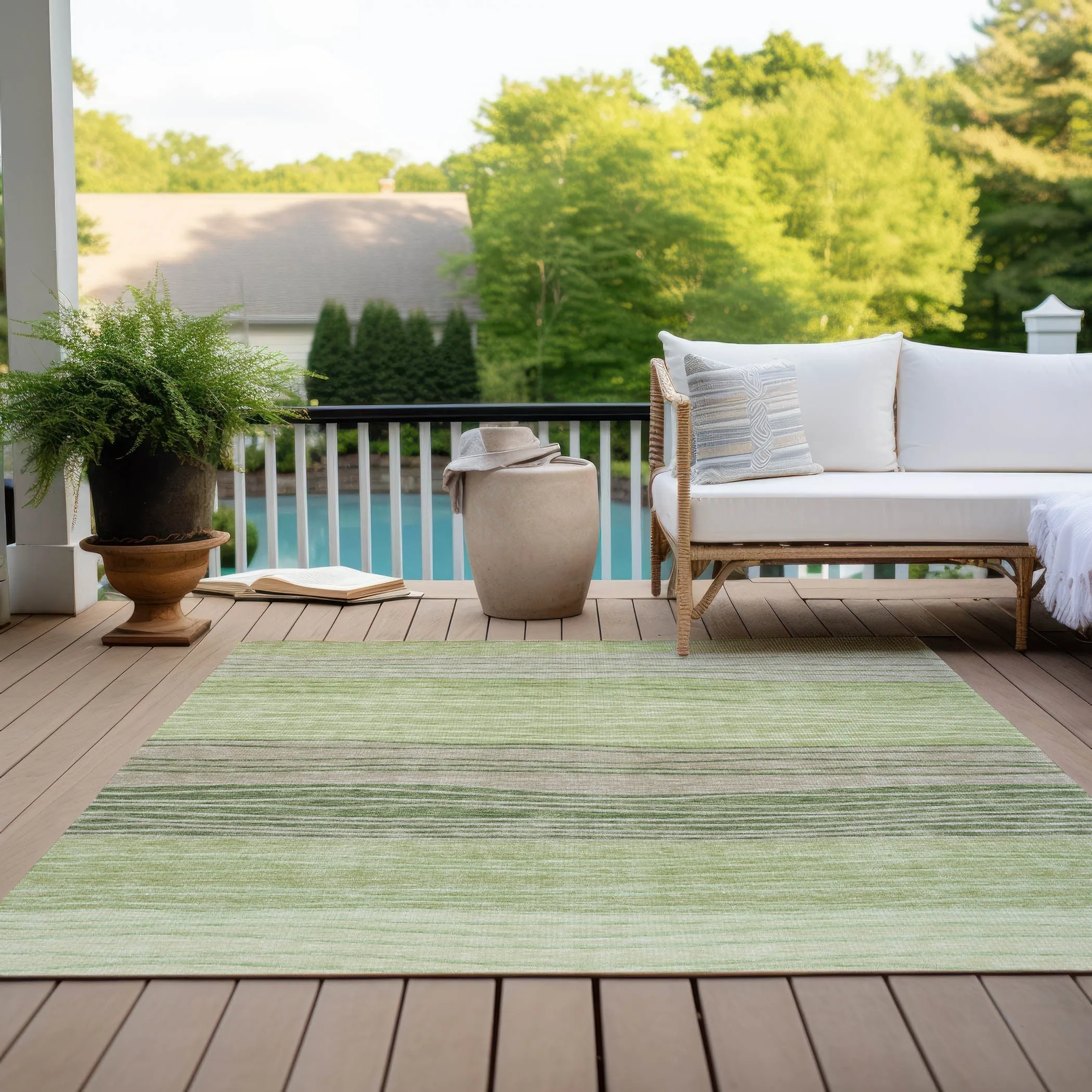 Machine Washable Indoor/ Outdoor Chantille Modern Stripes Rug