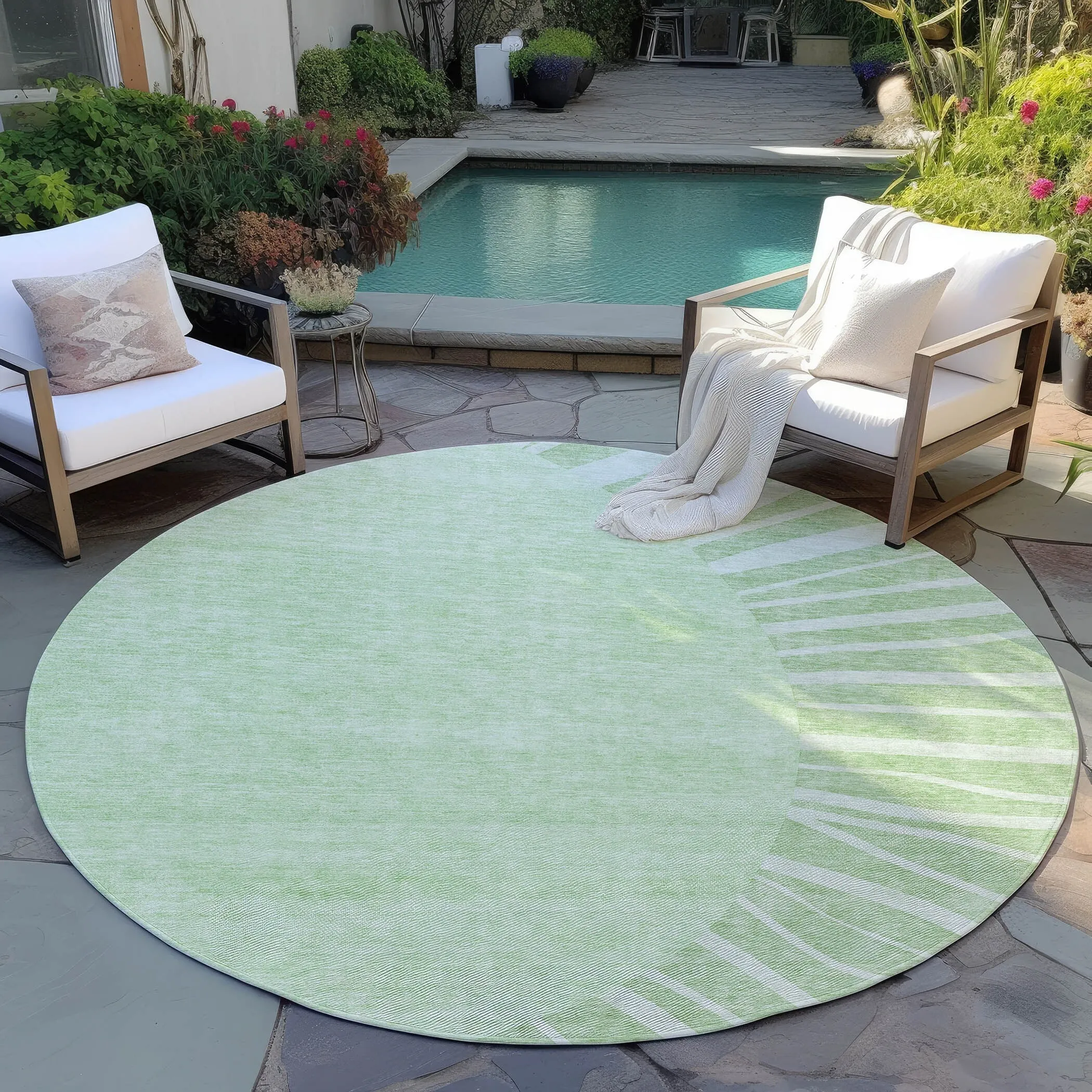 Machine Washable Indoor/ Outdoor Chantille Modern Sunburst Rug