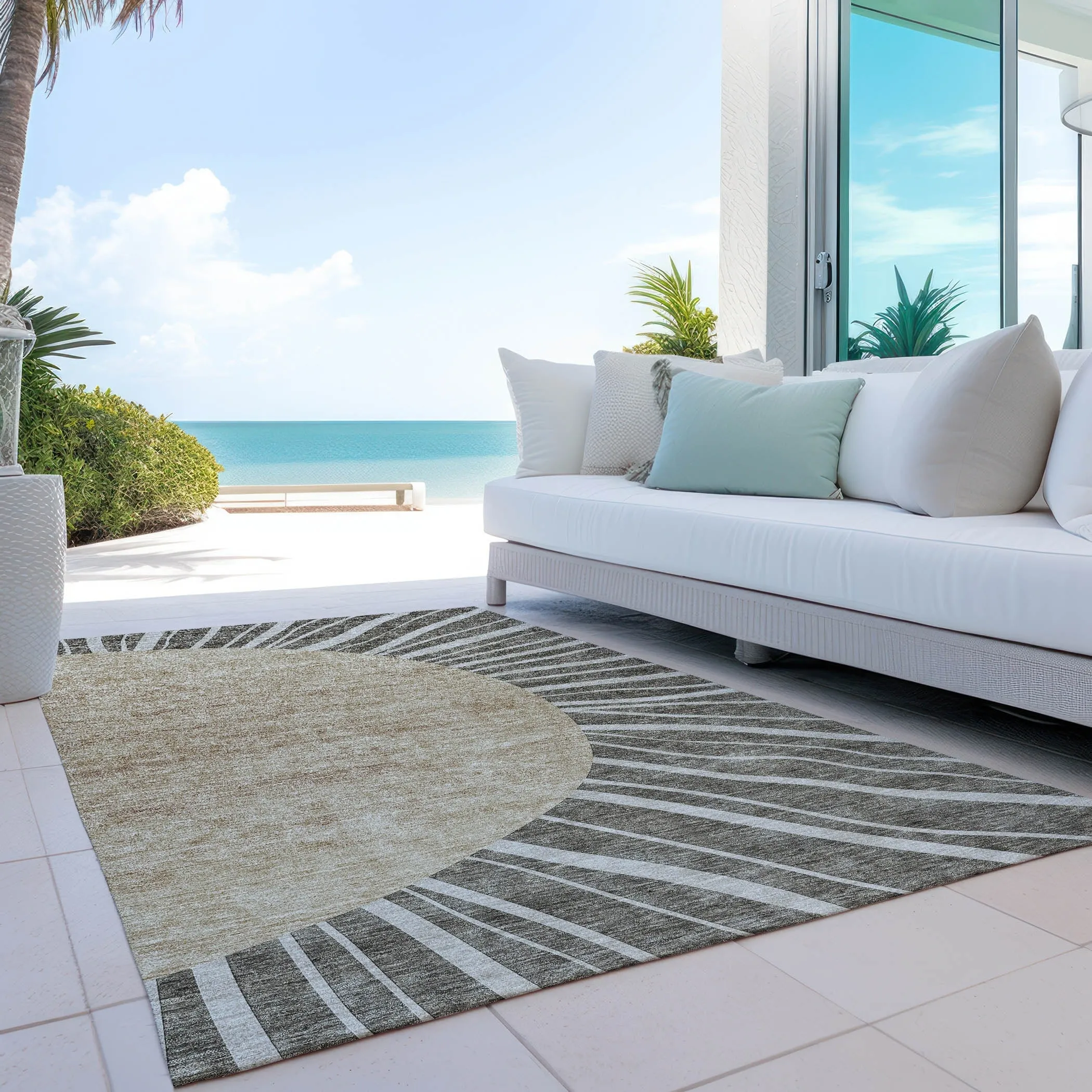 Machine Washable Indoor/ Outdoor Chantille Modern Sunburst Rug