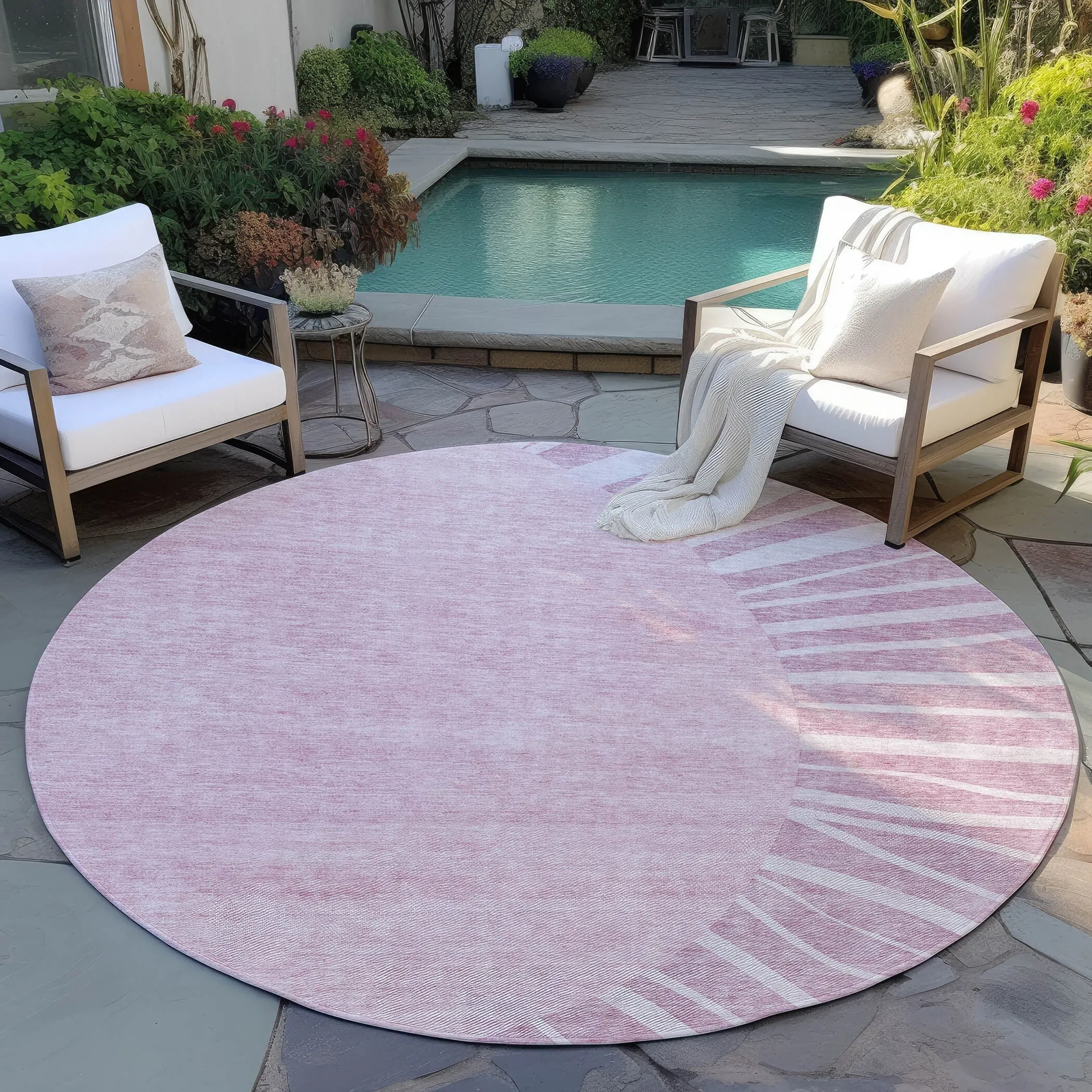 Machine Washable Indoor/ Outdoor Chantille Modern Sunburst Rug