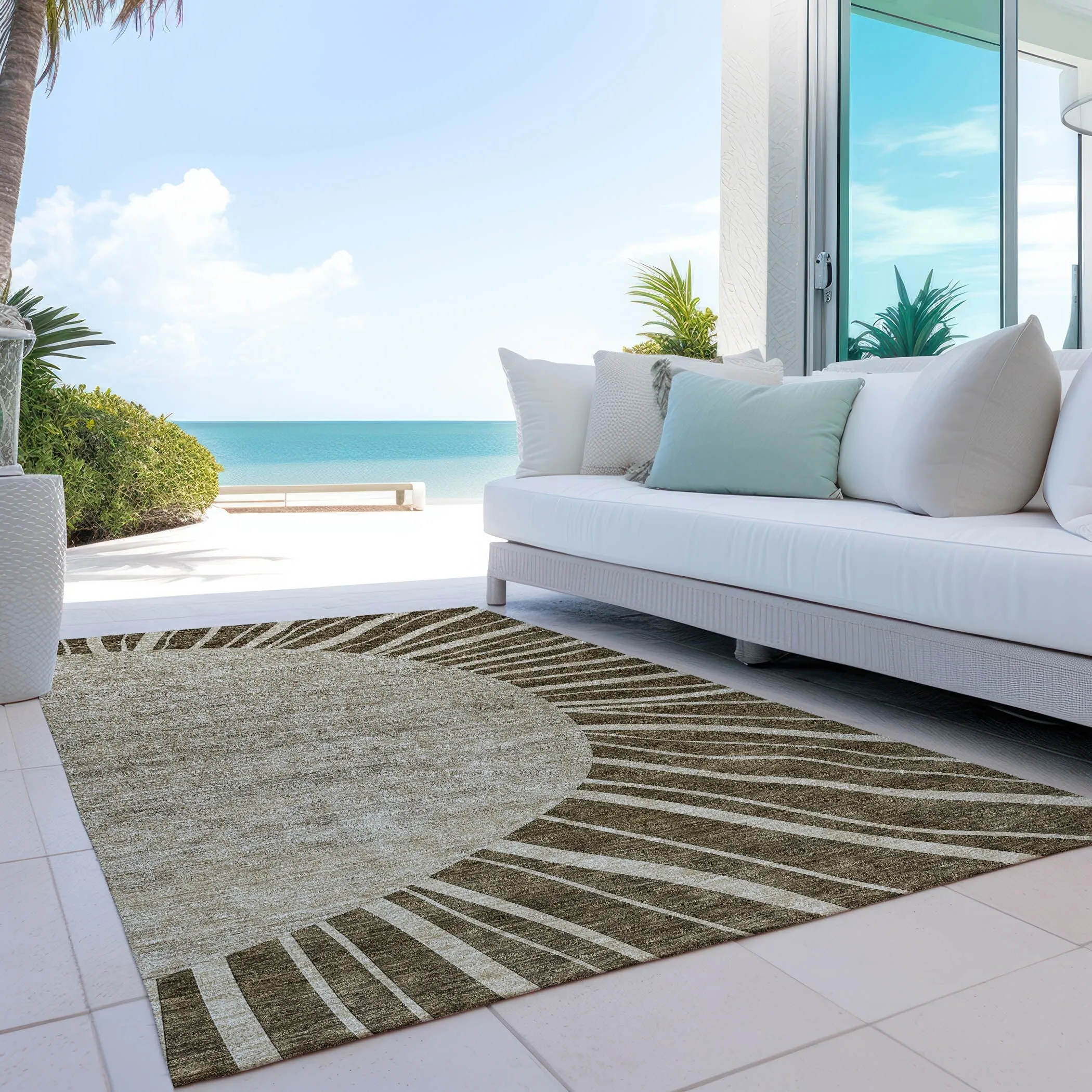 Machine Washable Indoor/ Outdoor Chantille Modern Sunburst Rug