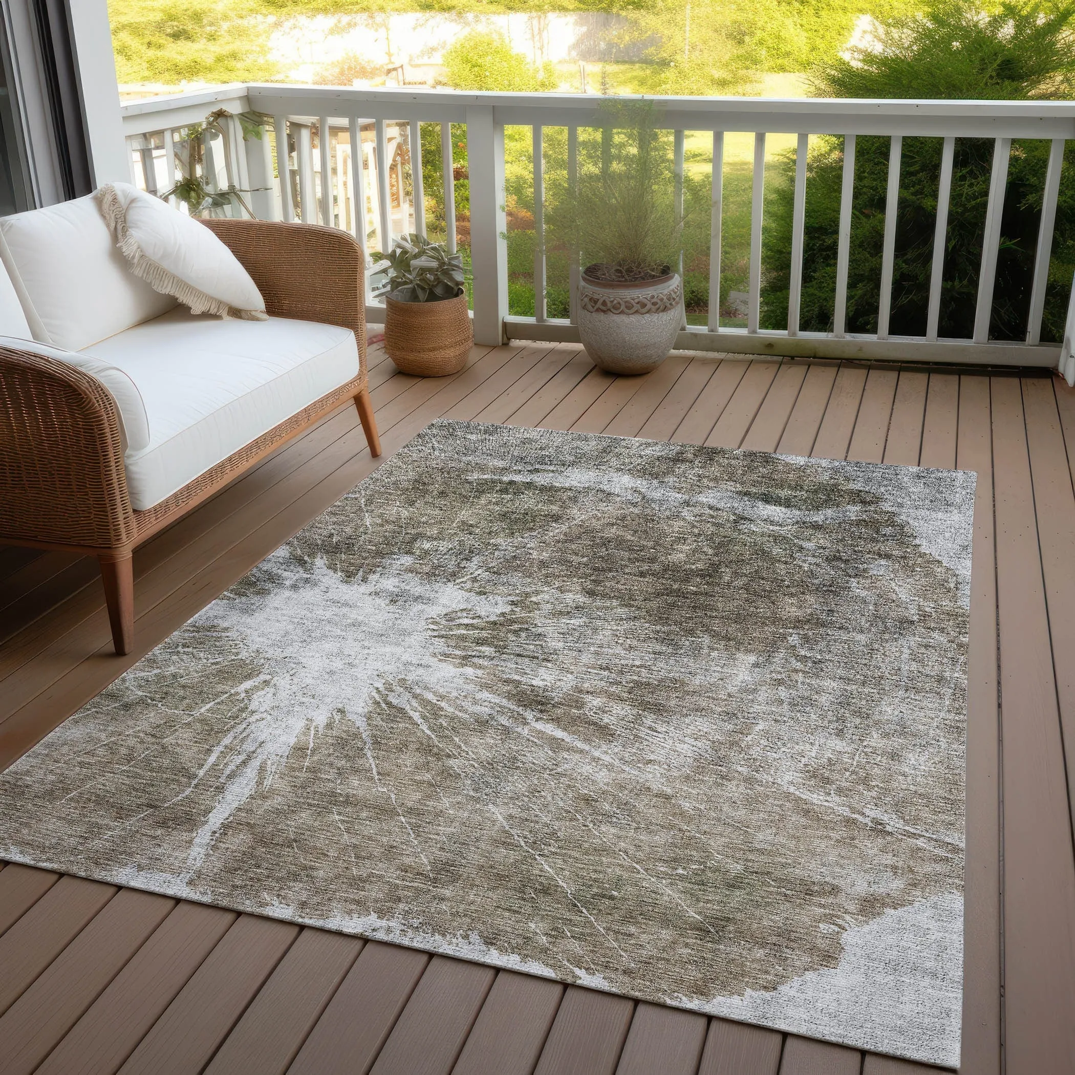 Machine Washable Indoor/ Outdoor Chantille Modern Tree Grain Rug