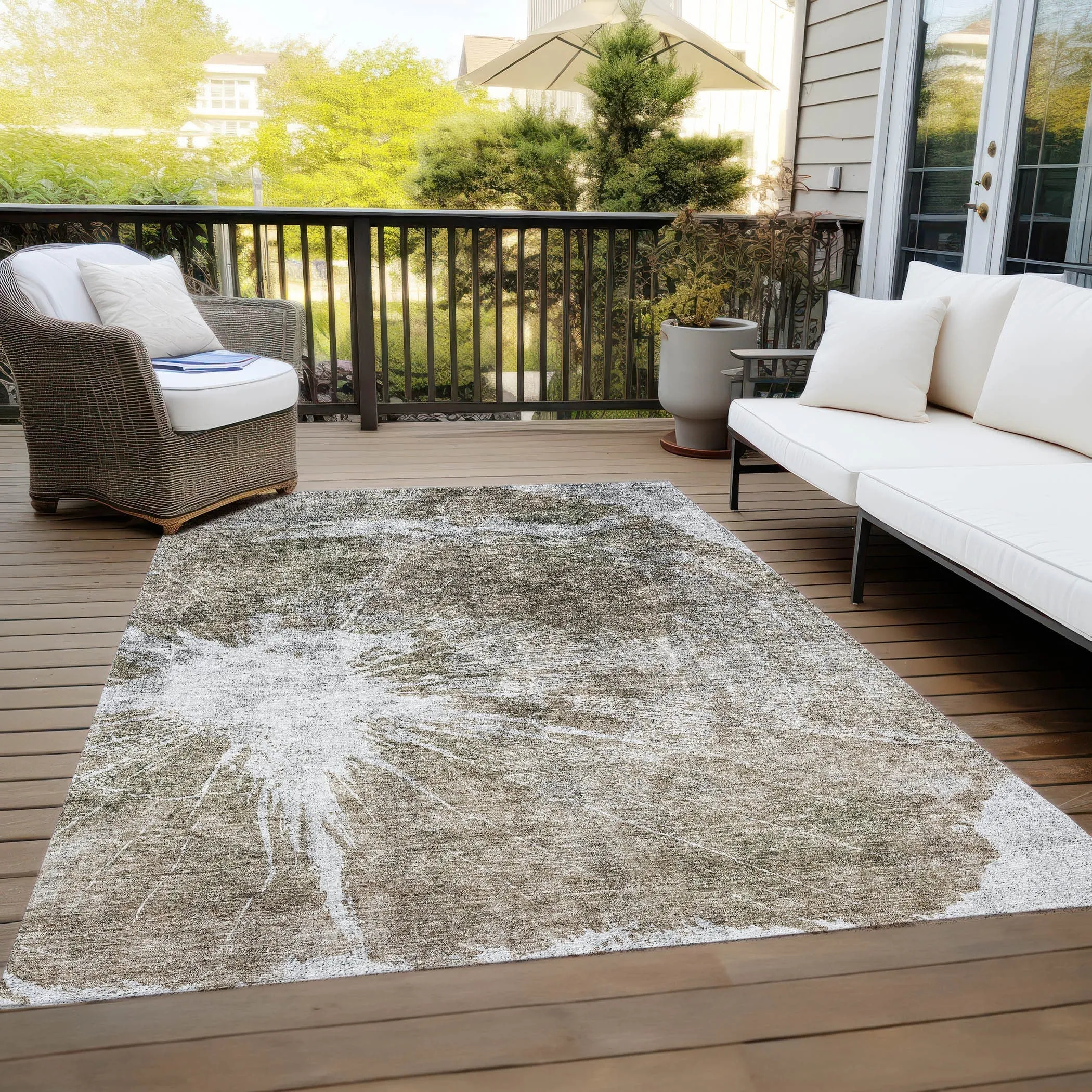 Machine Washable Indoor/ Outdoor Chantille Modern Tree Grain Rug