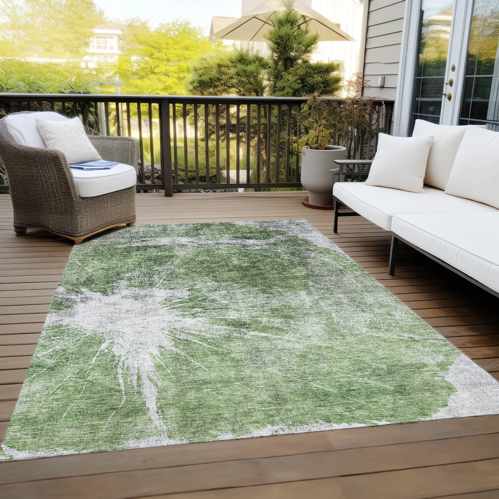 Machine Washable Indoor/ Outdoor Chantille Modern Tree Grain Rug