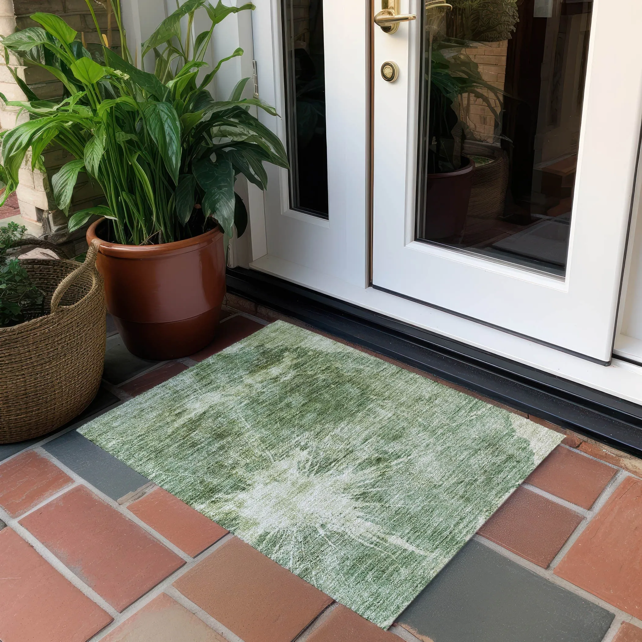 Machine Washable Indoor/ Outdoor Chantille Modern Tree Grain Rug