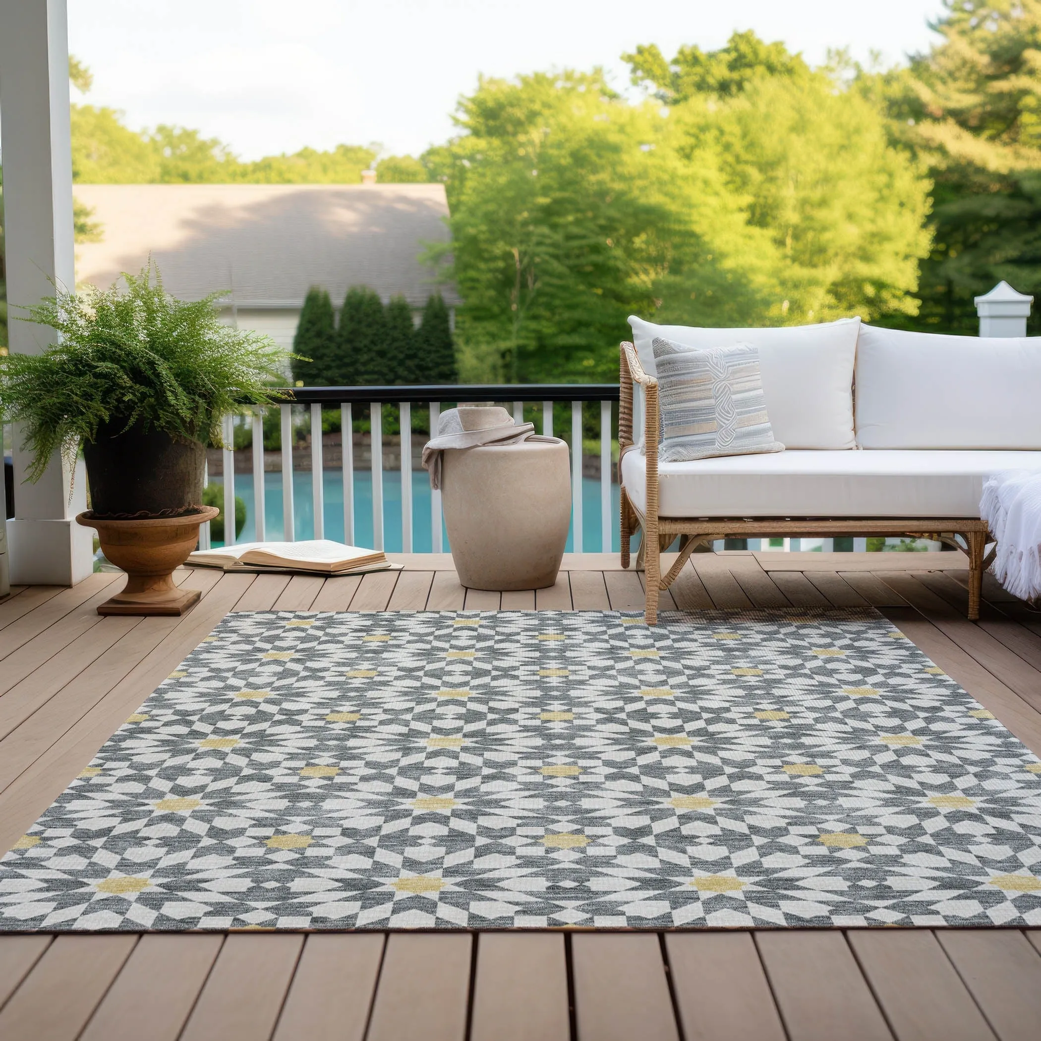Machine Washable Indoor/ Outdoor Chantille Morrocan Boho Rug