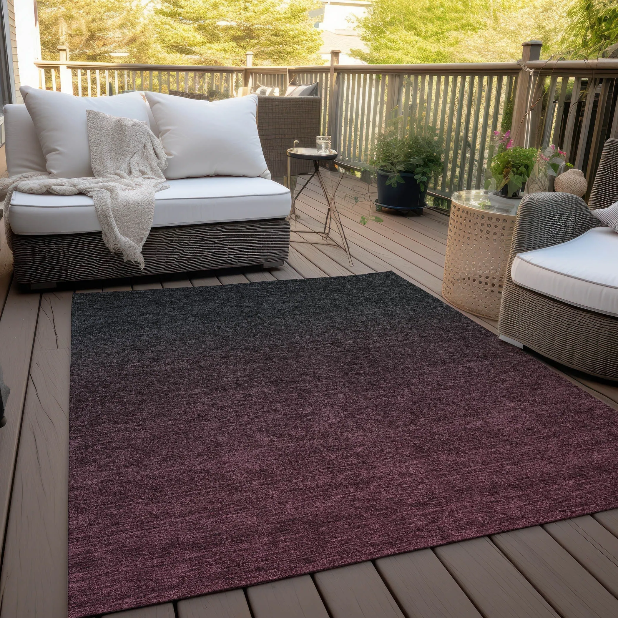 Machine Washable Indoor/ Outdoor Chantille Ombre Solid Rug