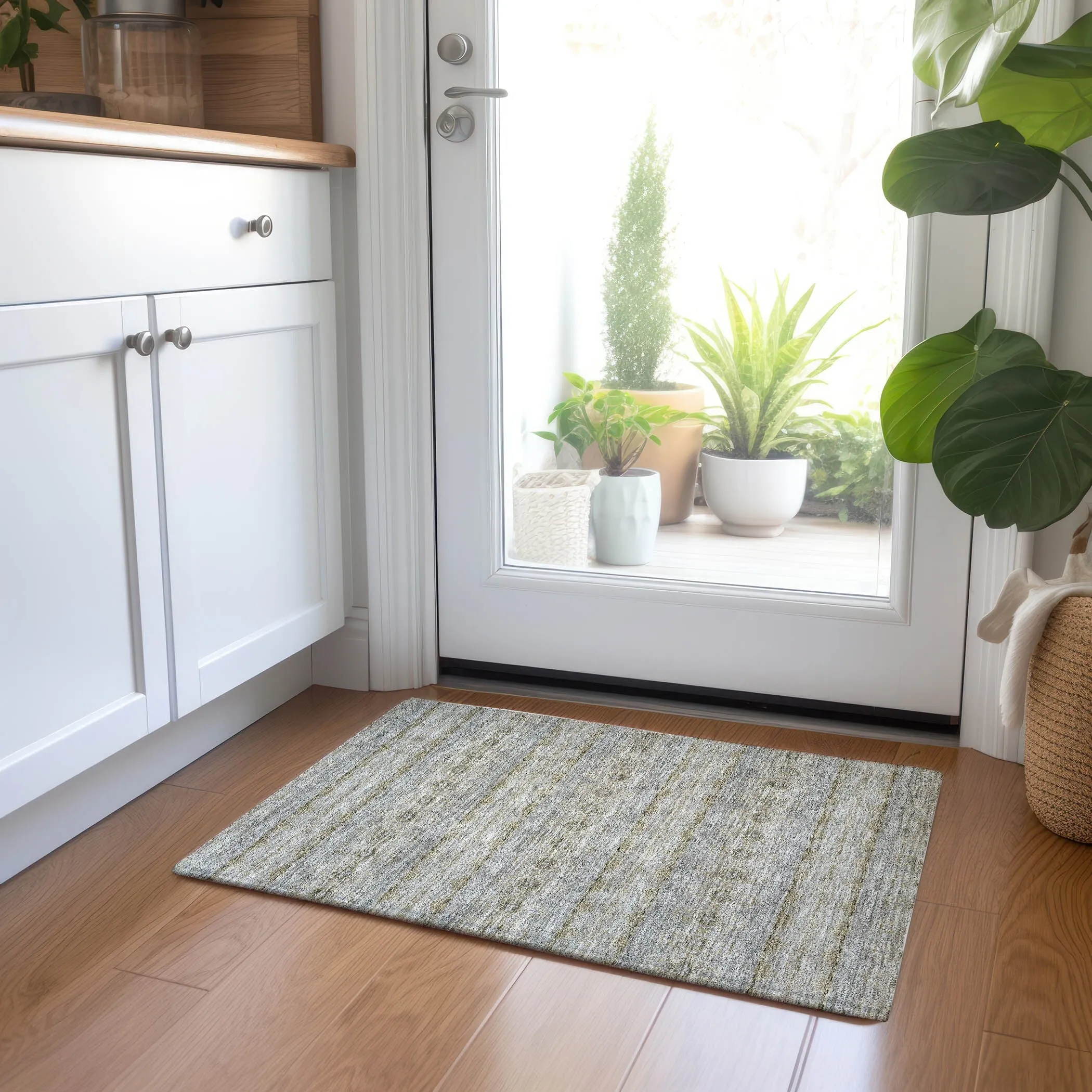 Machine Washable Indoor/ Outdoor Chantille Ombre Stripes Rug